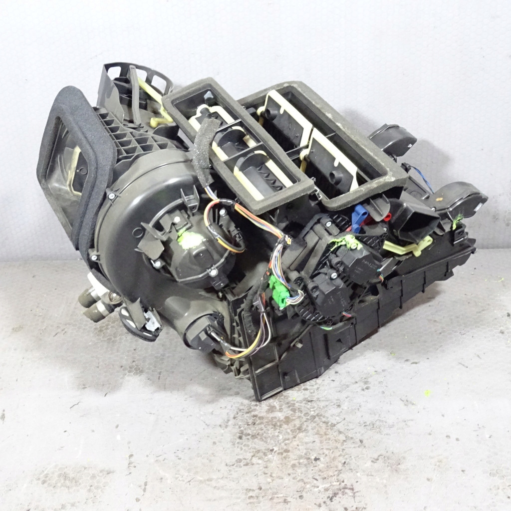VOLVO S80 II 2.5T DMUCHAWA luft 6G9N-18D413-AA