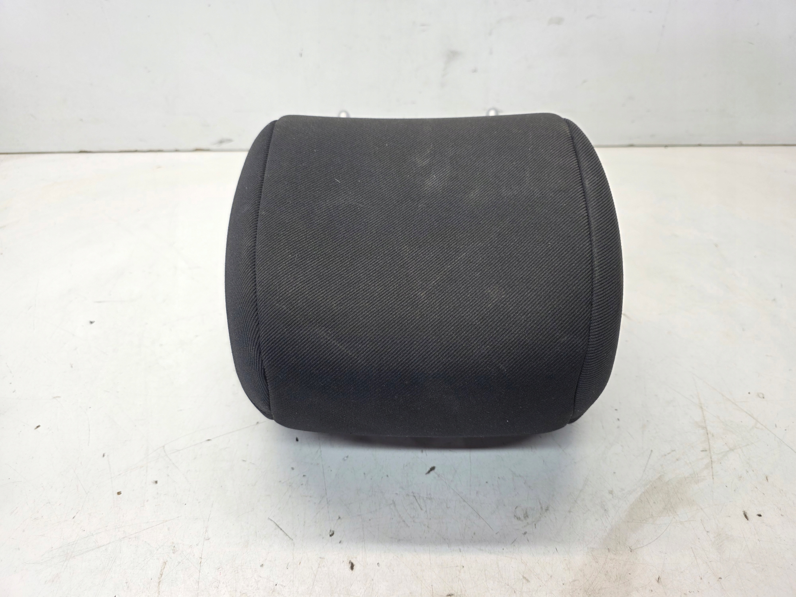 rest seat right or left front VOLKSWAGEN TIGUAN 5N adjustable