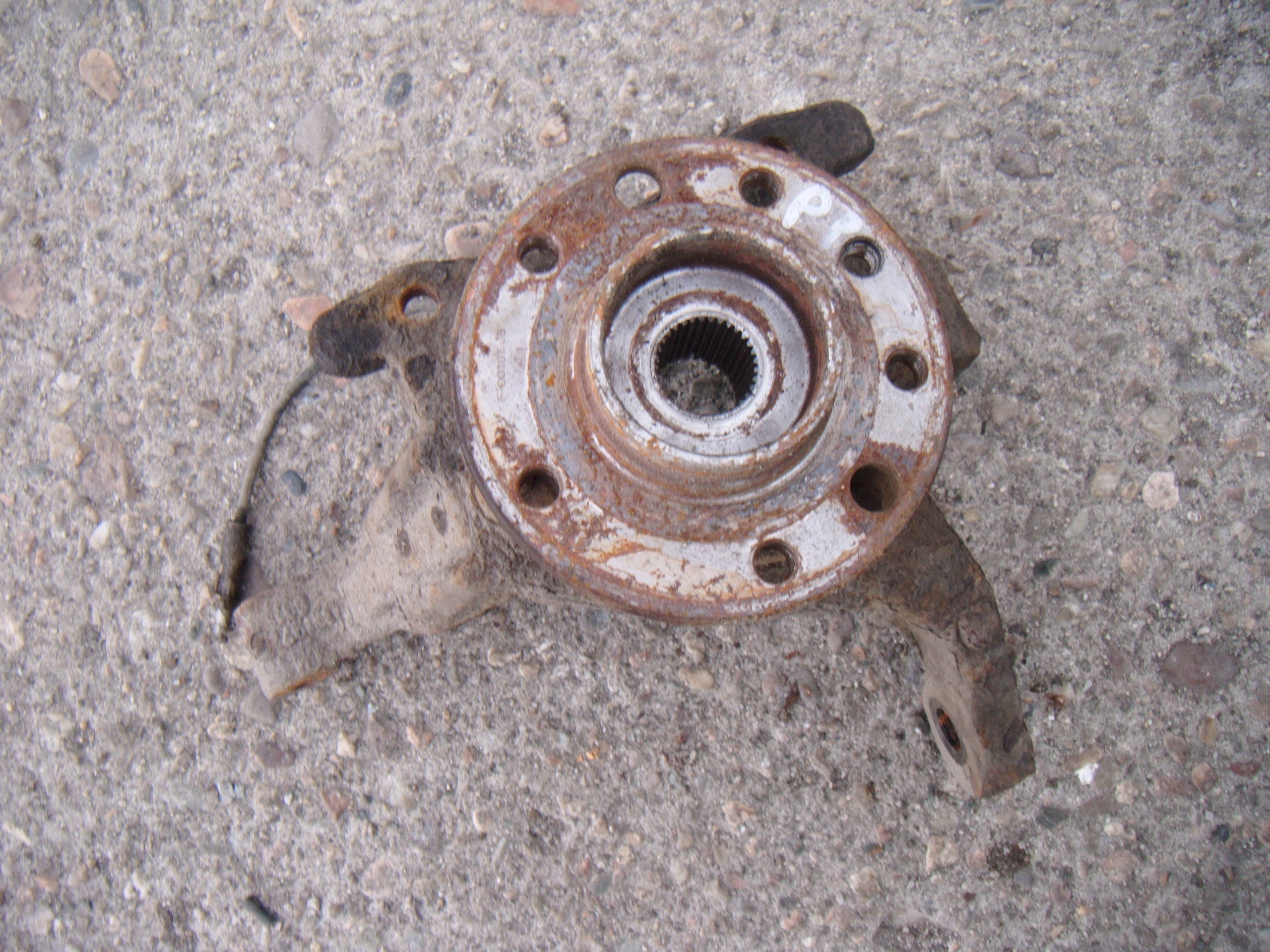 OPEL ZAFIRA B 2005 - 1.9 CDTI PIASTA ZWROTNICA PRAWY PRZÓD