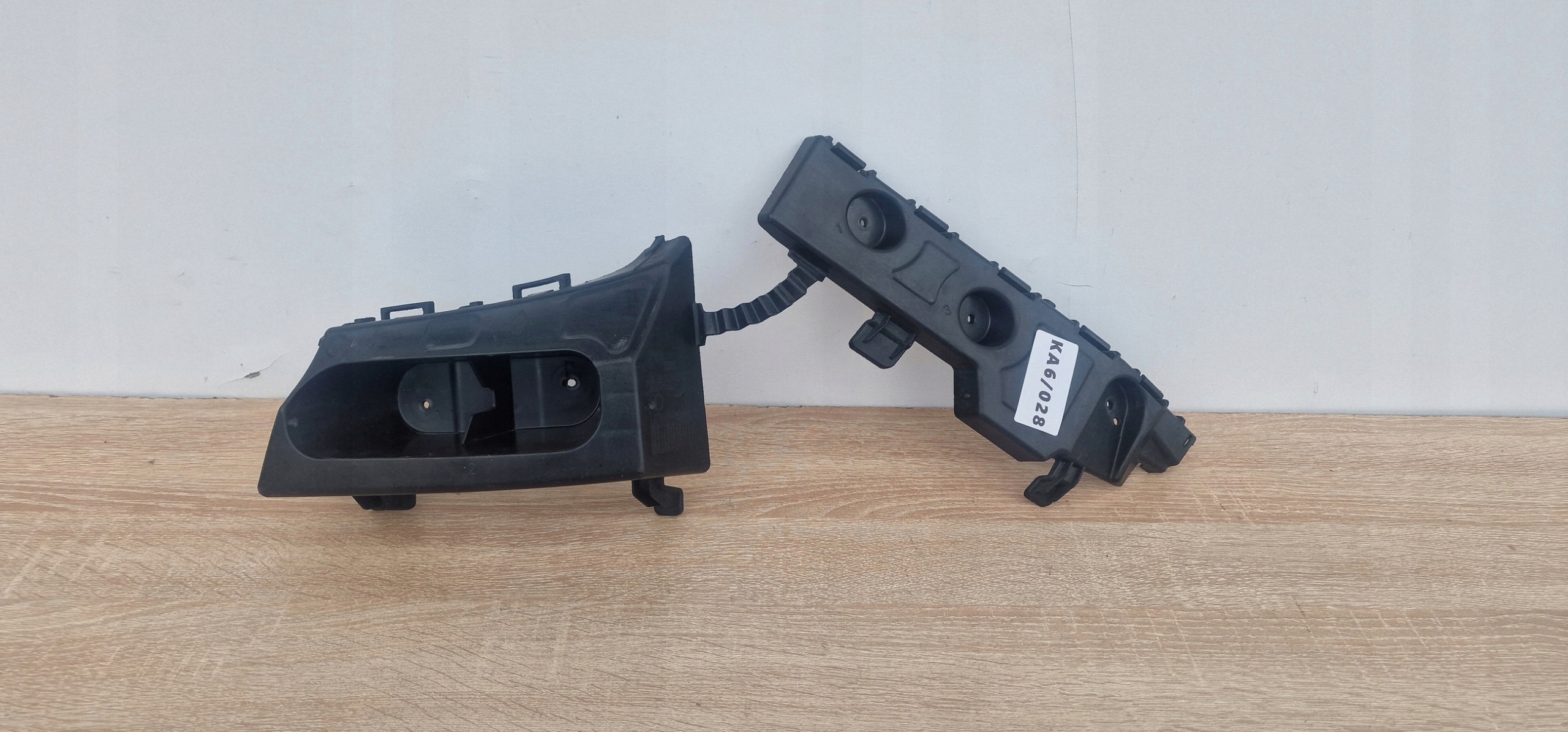 OPEL MOKKA A right bumper bracket rear part bracket holder PODWOJNE