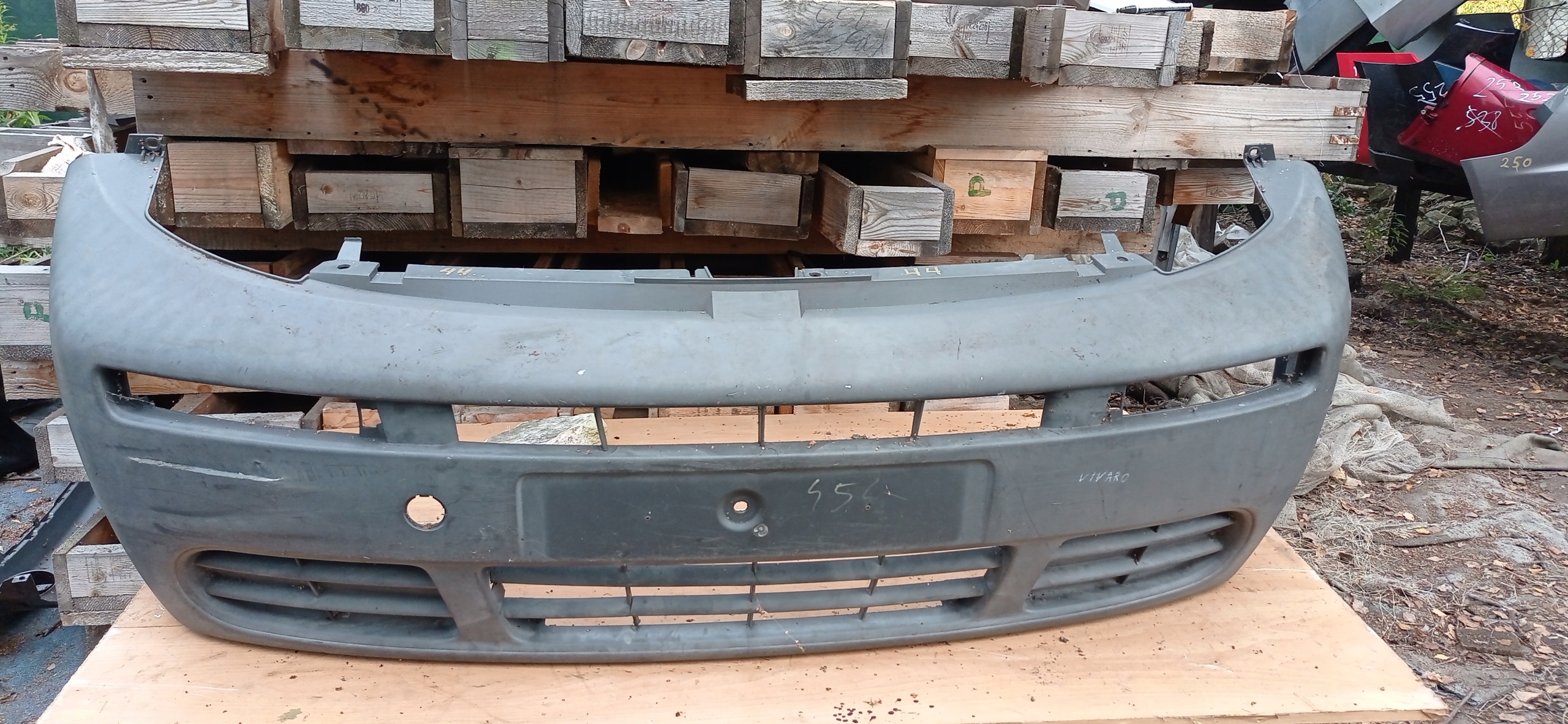 bumper front OPEL VIVARO 8200011389 91165829