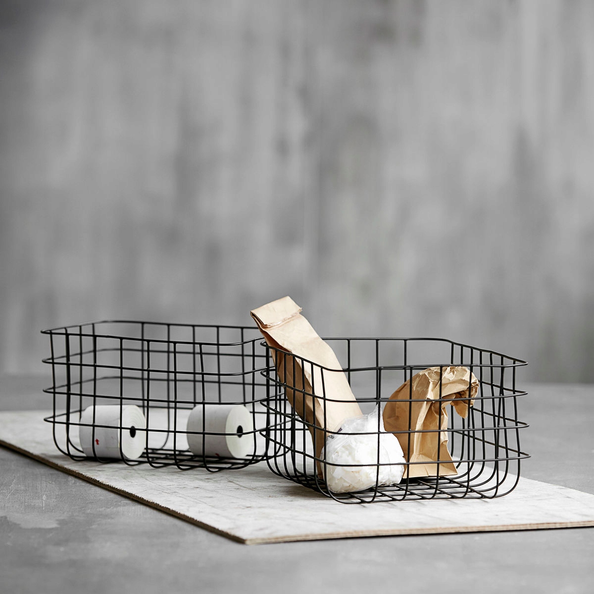 Zestaw 2 koszy drucianych House Doctor