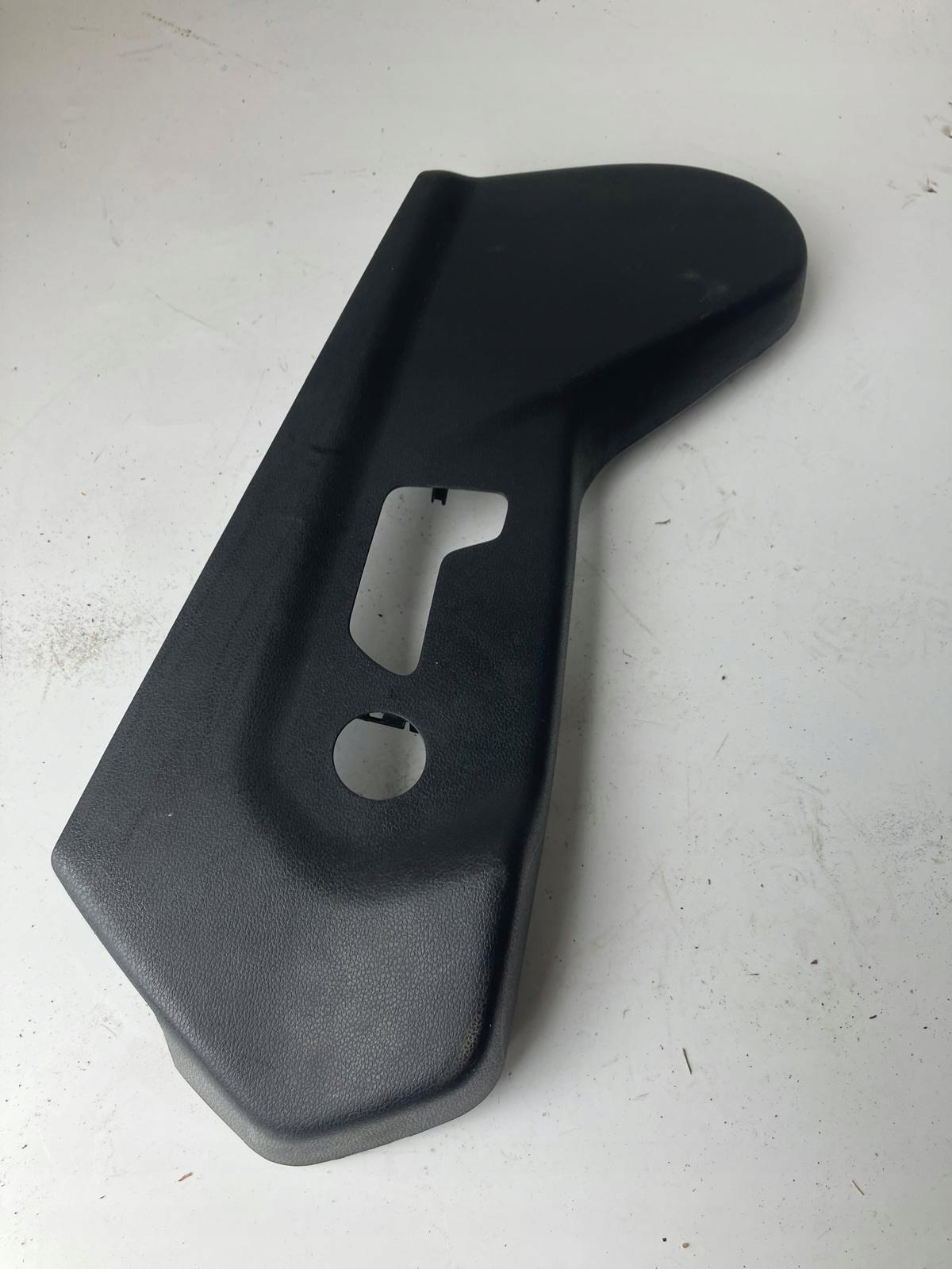 cover side seat right front PEUGEOT 508 and