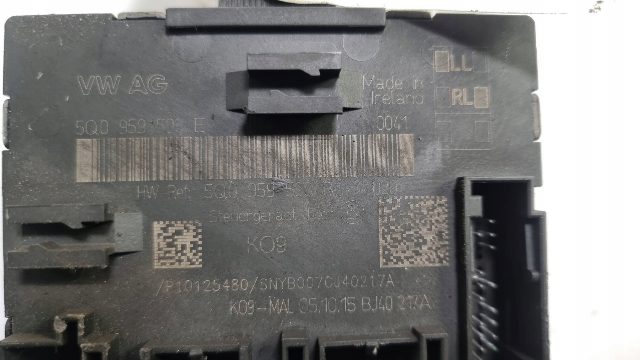 module door 5Q0959593E SKODA SUPERB III