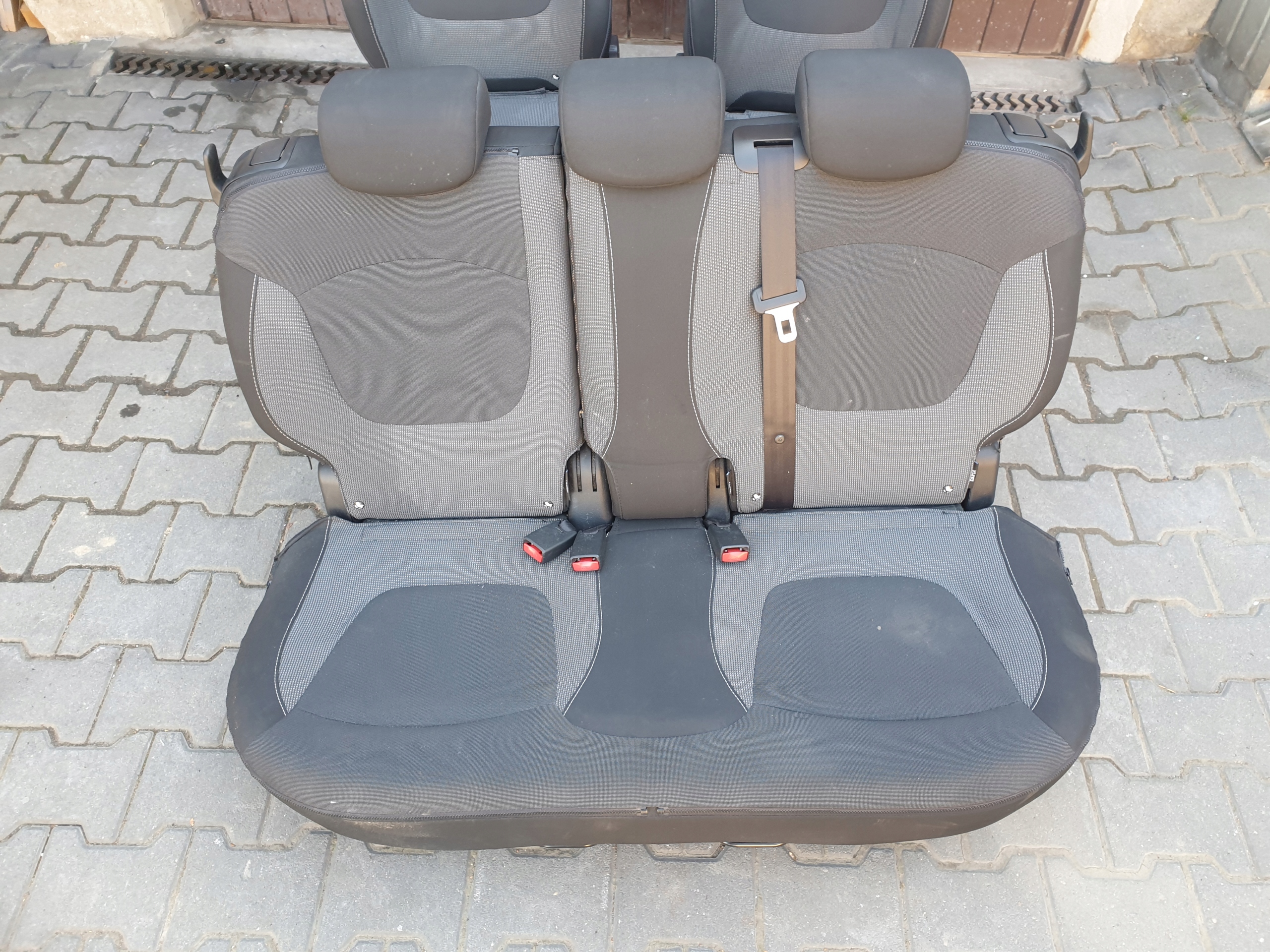 Sitze RENAULT CAPTUR und 2013- 5D HB GORLICE