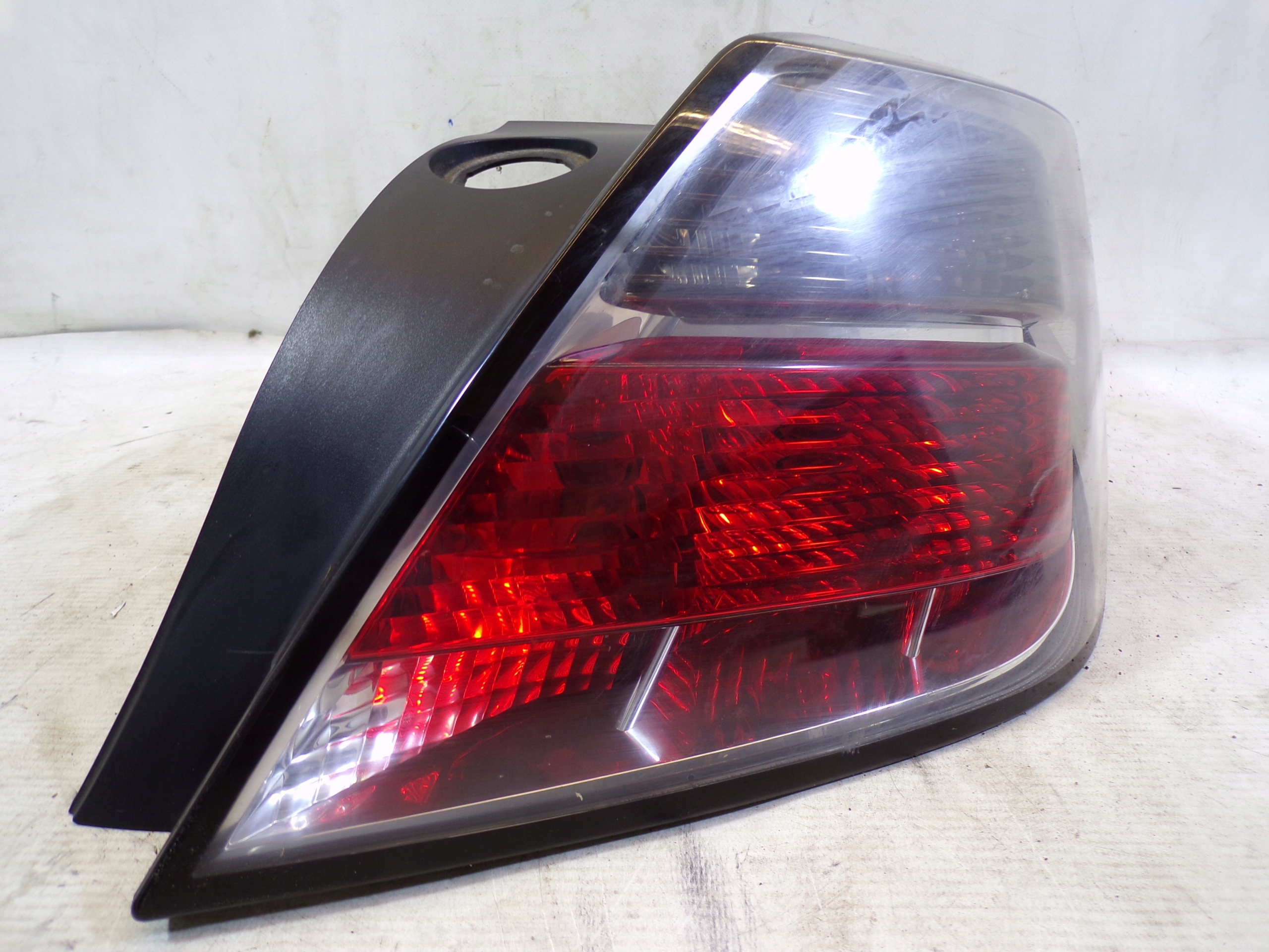 light rear rear part right OPEL ASTRA H HB 3D (8) (K1)