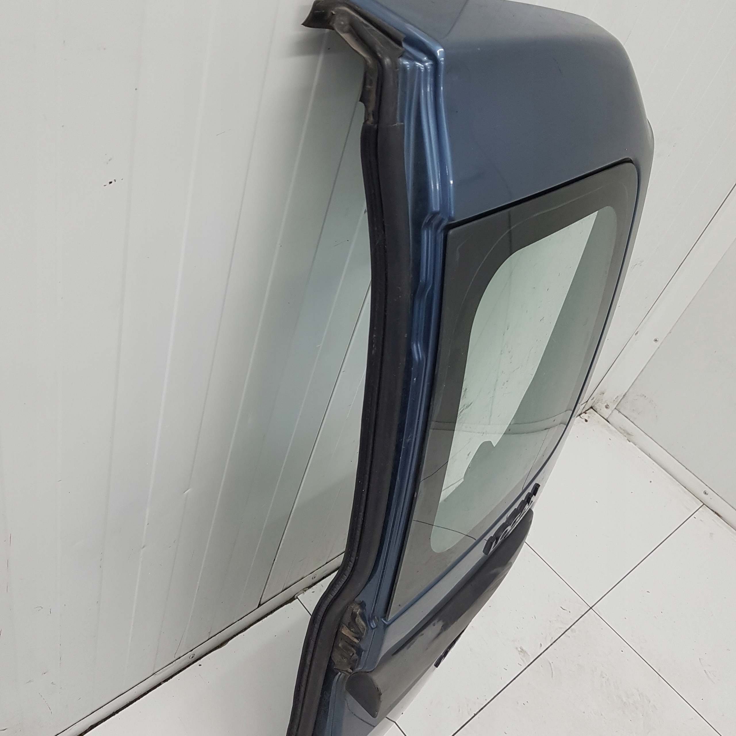 door SKRZYDELKOWE right rear. DACIA LOGAN