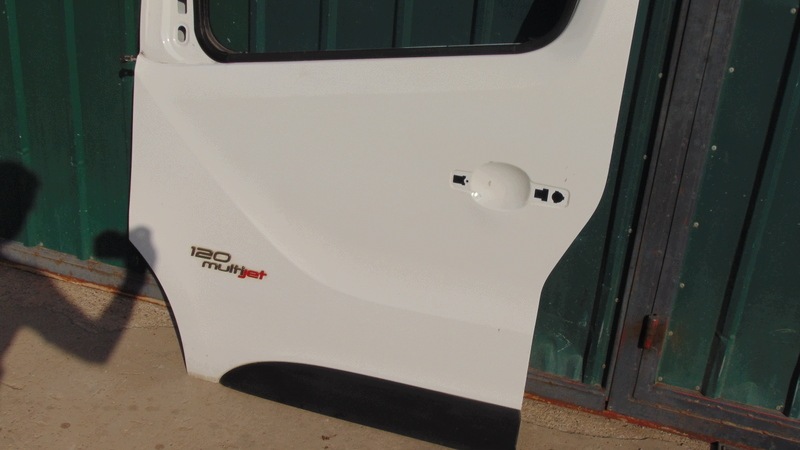 door left front nice RENAULT TRAFIC III VIVARO FIAT TALENTO 14-25R