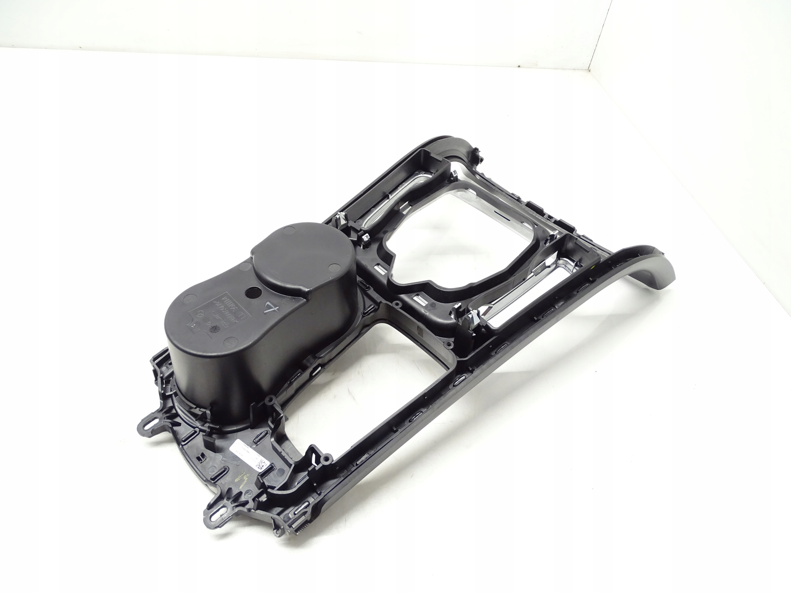 frame DEKOR passenger compartment tunnel middle MERCEDES W205 A2056805807