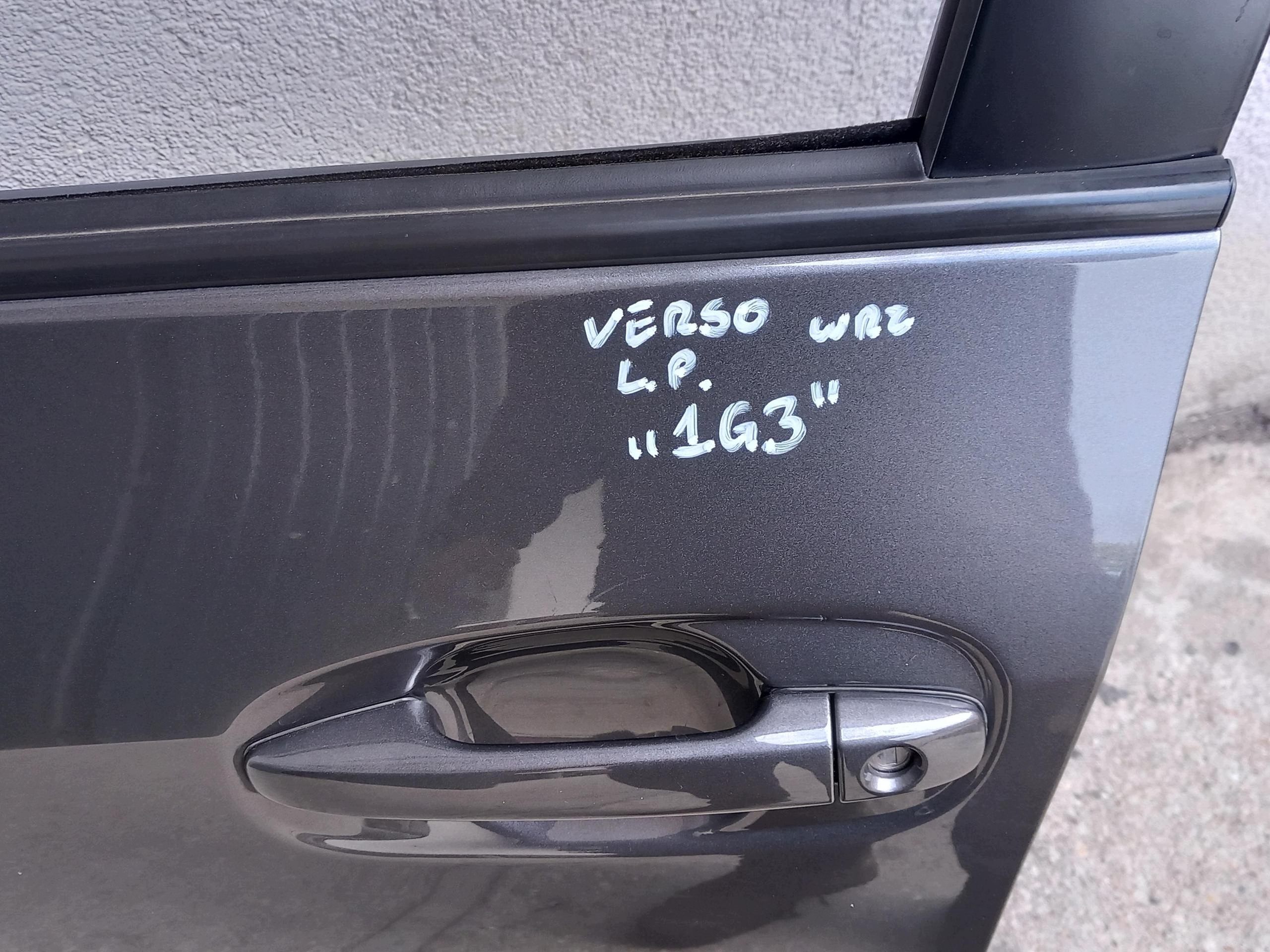 door front front left TOYOTA VERSO LIFT paint 1G3 OE complete
