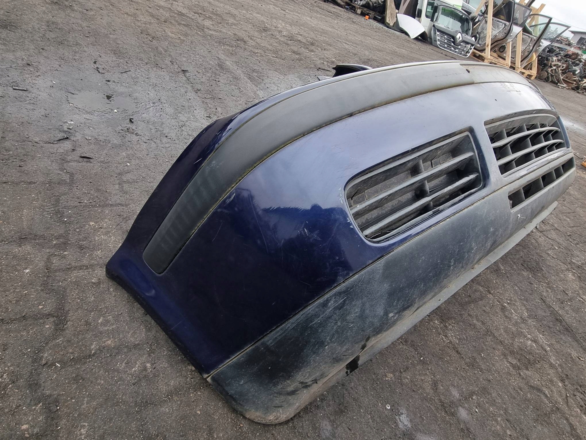 bumper front VOLKSWAGEN GOLF IV 4
