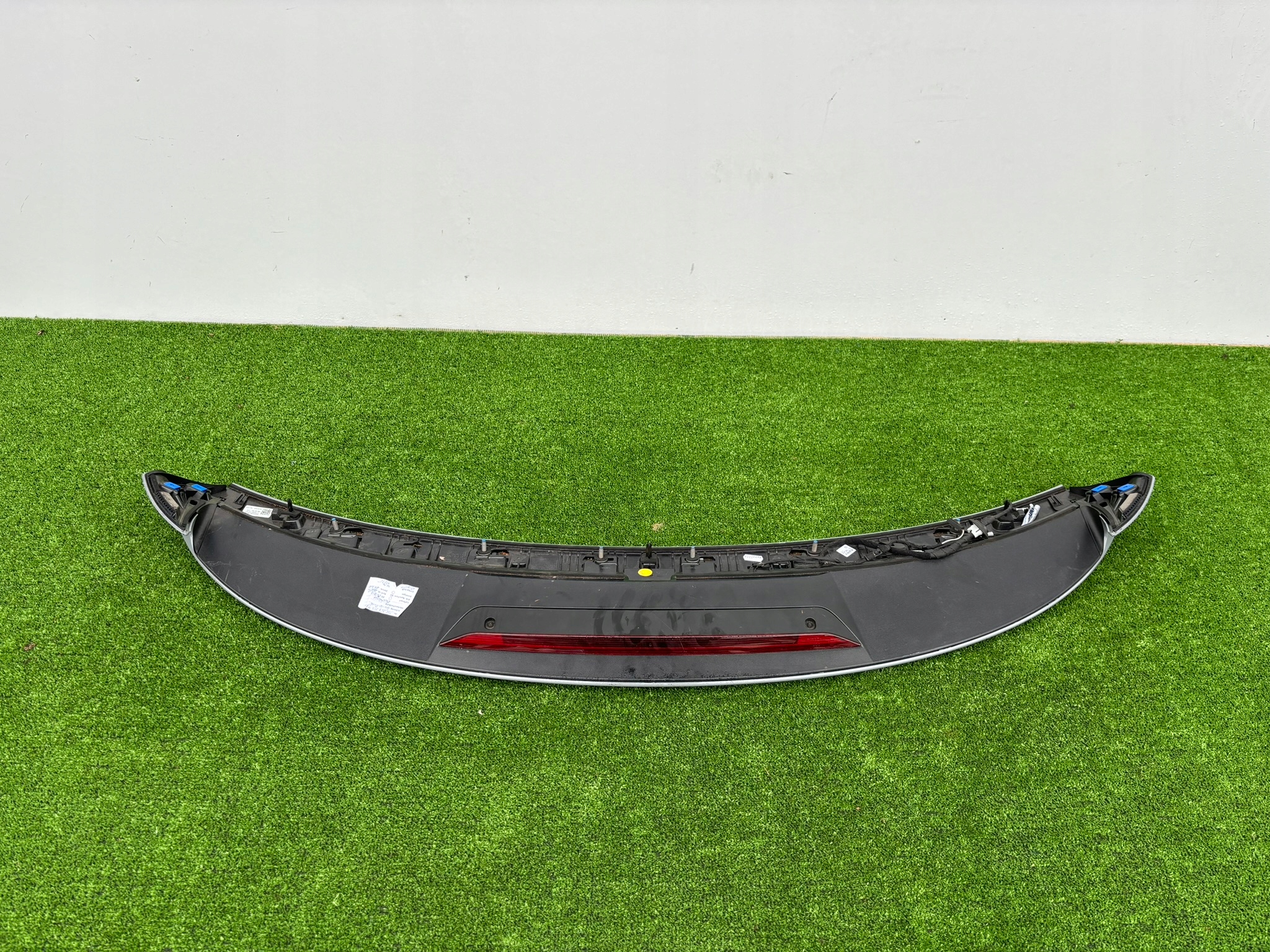 AUDI Q4 E-TRON 89E SPOILER bonnet visor + light STOPU 89E827933 MDG158KP