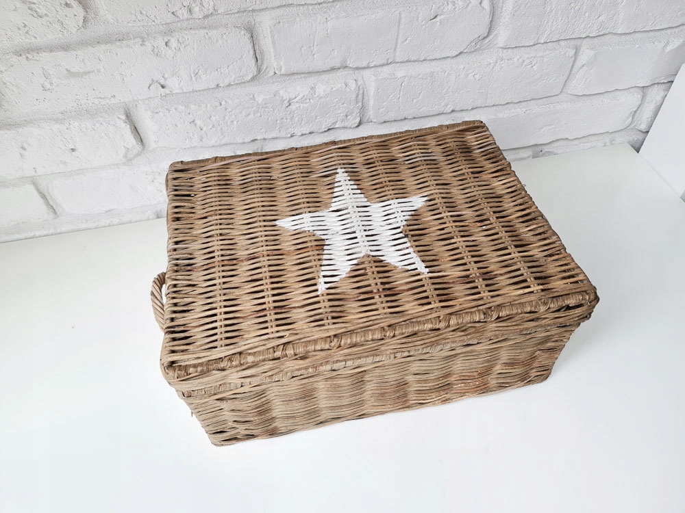 Rustikálny ratanový kôš Hampton White Star Rattan Box
