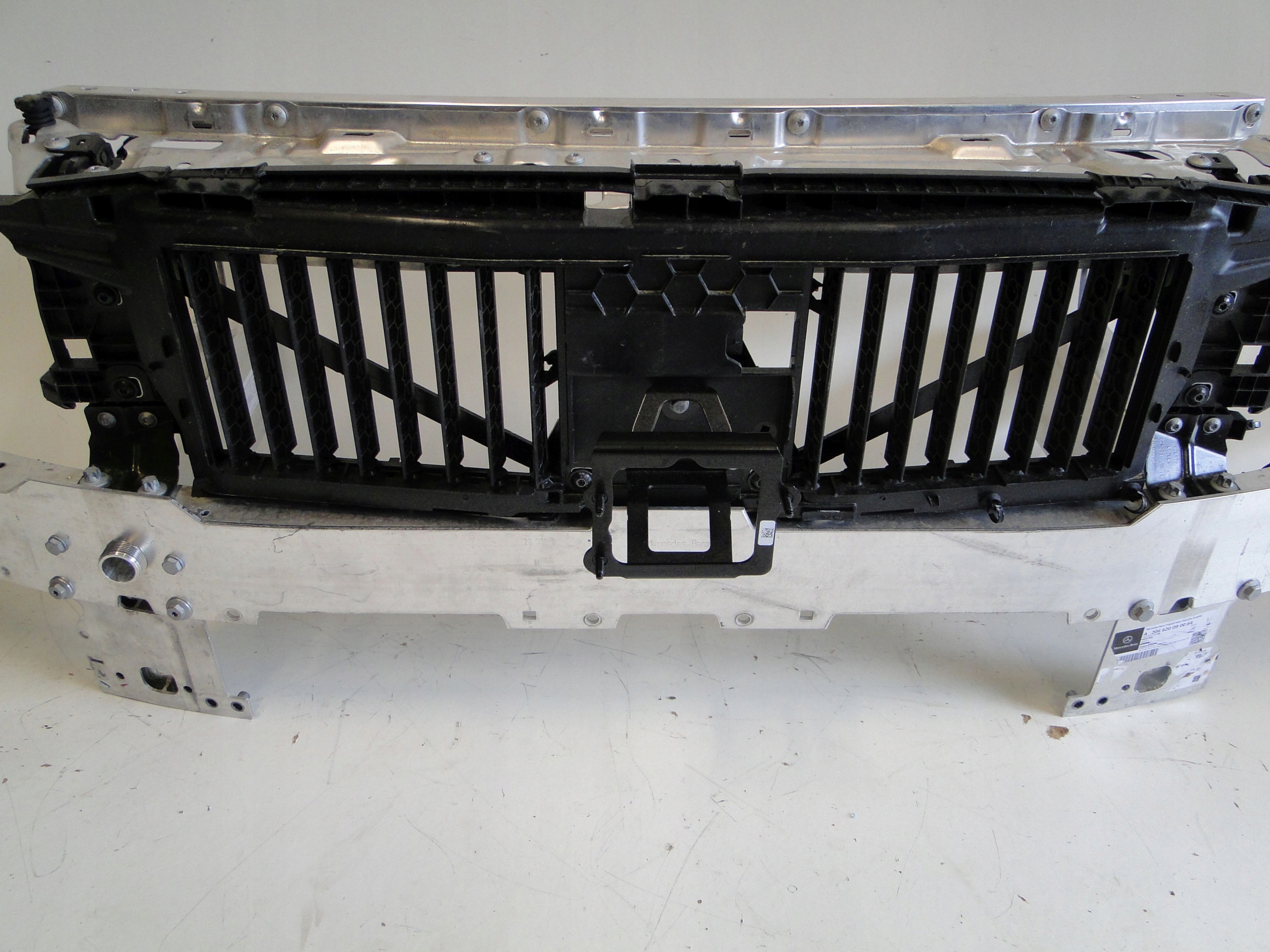 MERCEDES C W206 S206 PAS PRZEDNI WZMOCNIENIE BELKA STREFY KOMPLET 63 AMG Typ samochodu Samochody osobowe