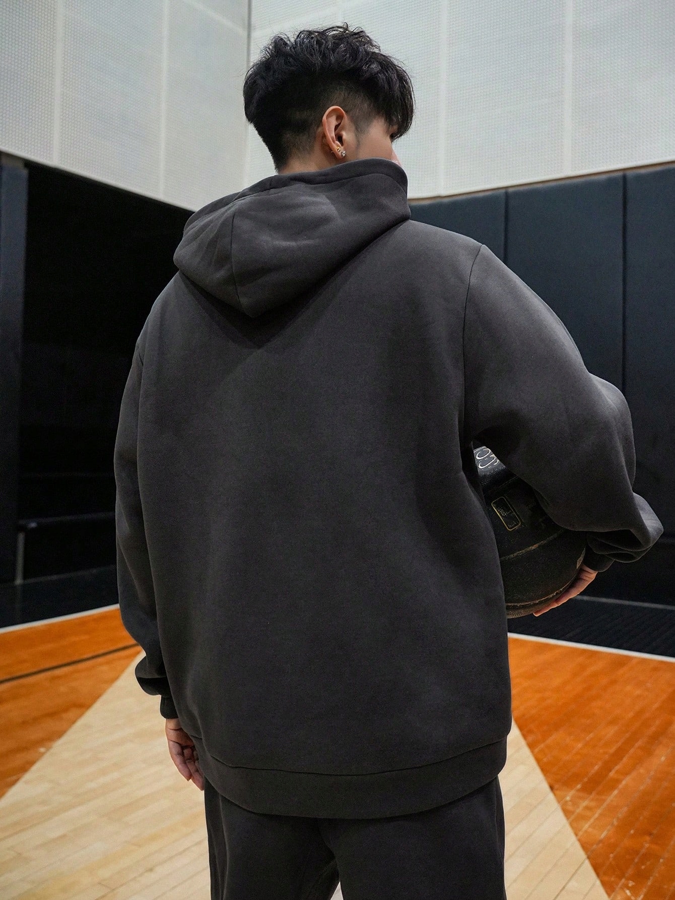 SHEIN SZARY KOMPLET SPODNIE DRESOWE BLUZA Z KAPTUREM L 568 Marka Shein