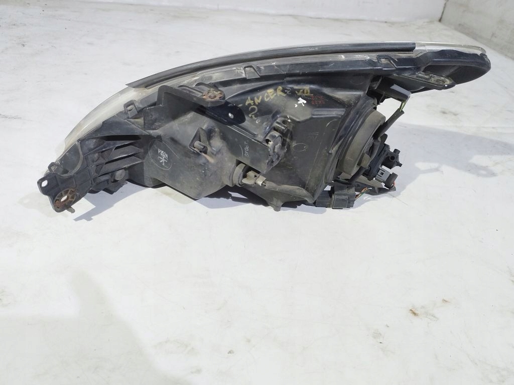 Mitsubishi Lancer VII 7 light right front front