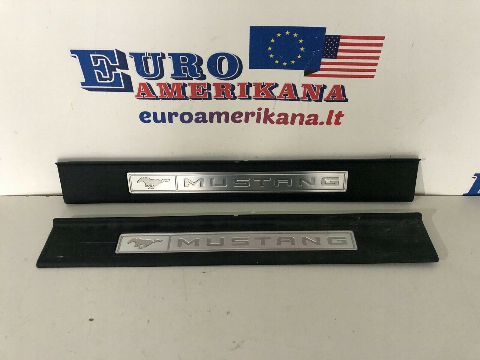 FR3Z-6313208-CA - 2015-20 Ford Mustang Door Sill Plates Set Takeoff