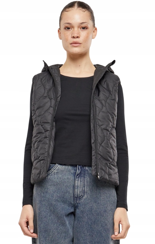 Urban Classics Černá Prošívaná Vesta S Kapucí Plus Size 5XL J7B