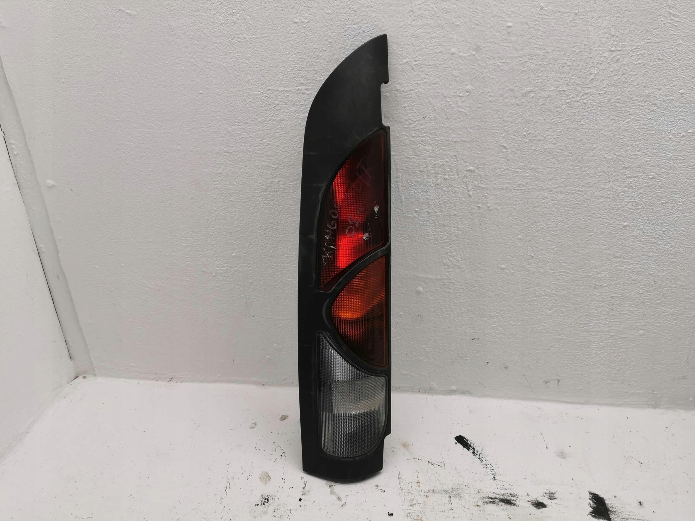 Licht links heck RENAULT KANGOO und 97-03 EU