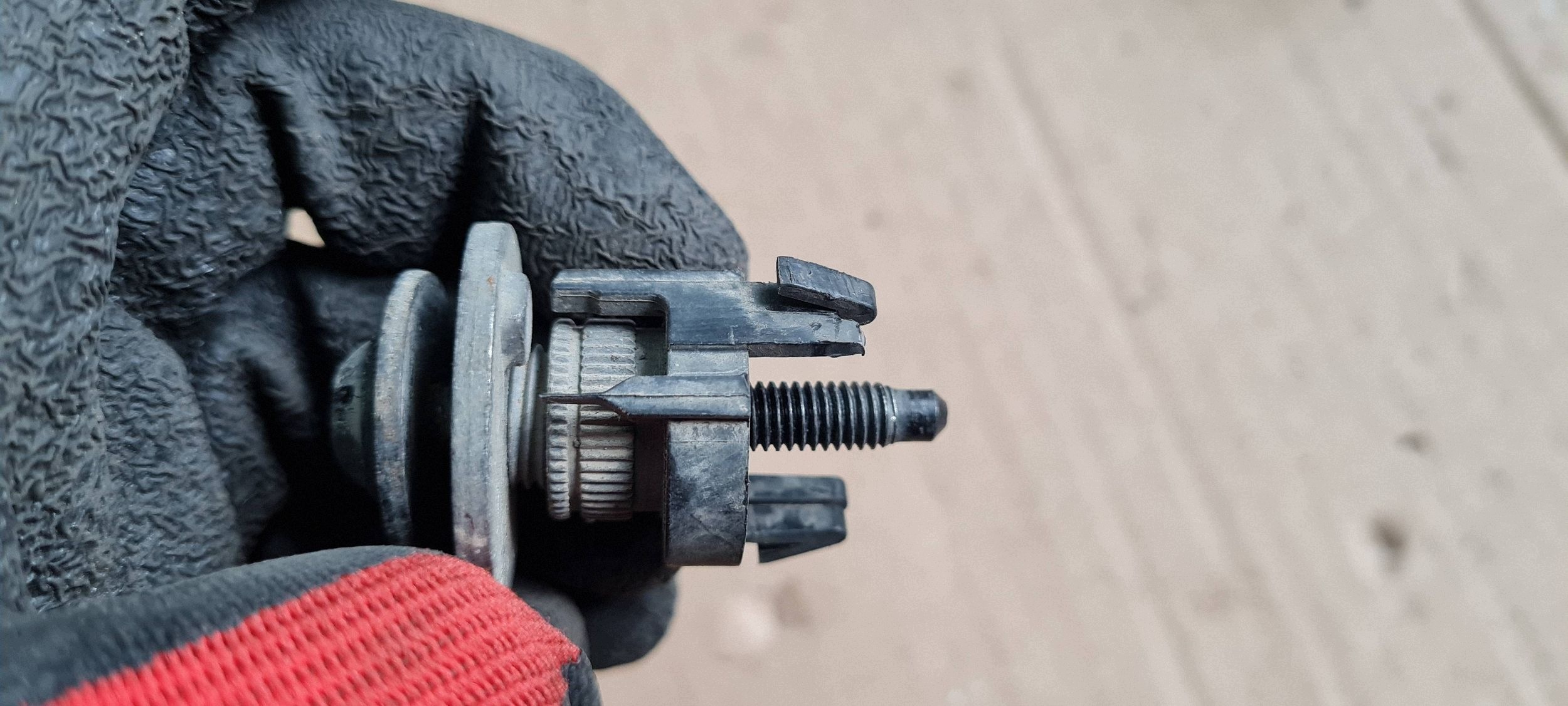 A6 C7 4G LIFT screw REGULACYJNA lights front A7 4G 4F0941111