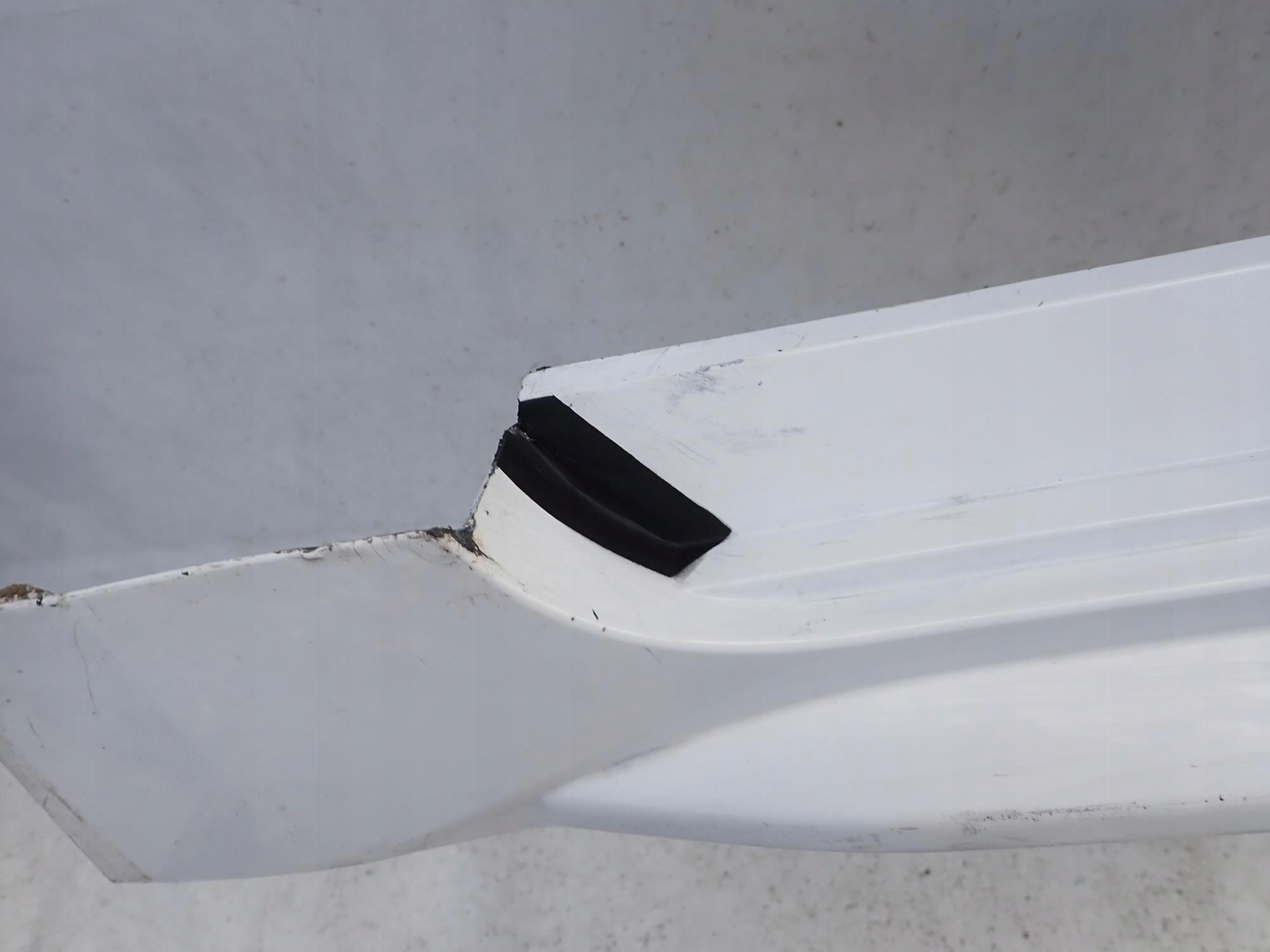 TOYOTA COROLLA XII KOMBI 18- moulding threshold left
