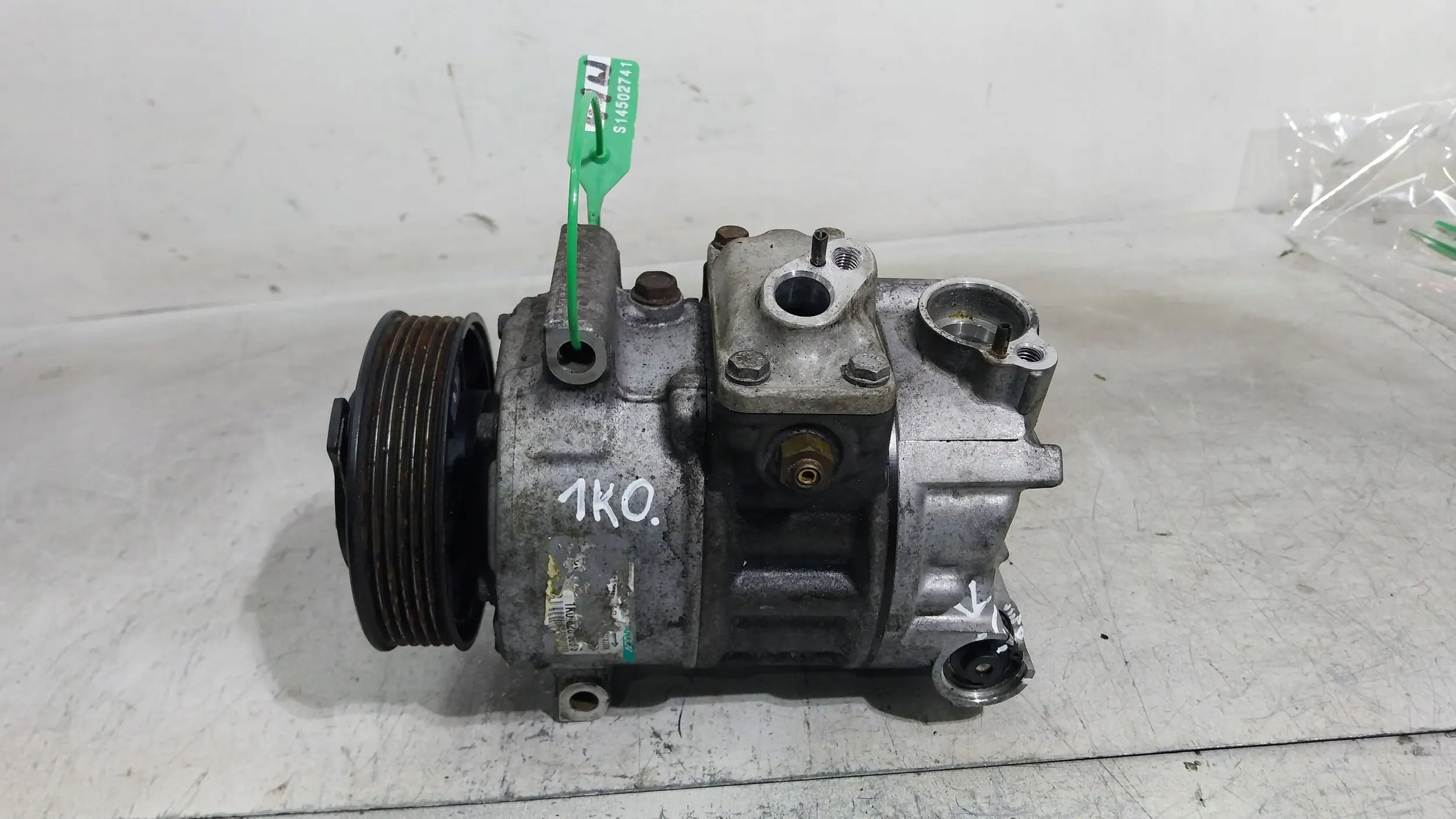 compressor compressor; of the air conditioning 1K0820803S VW AUDI SKODA SEAT 1.9 2.0 TDI