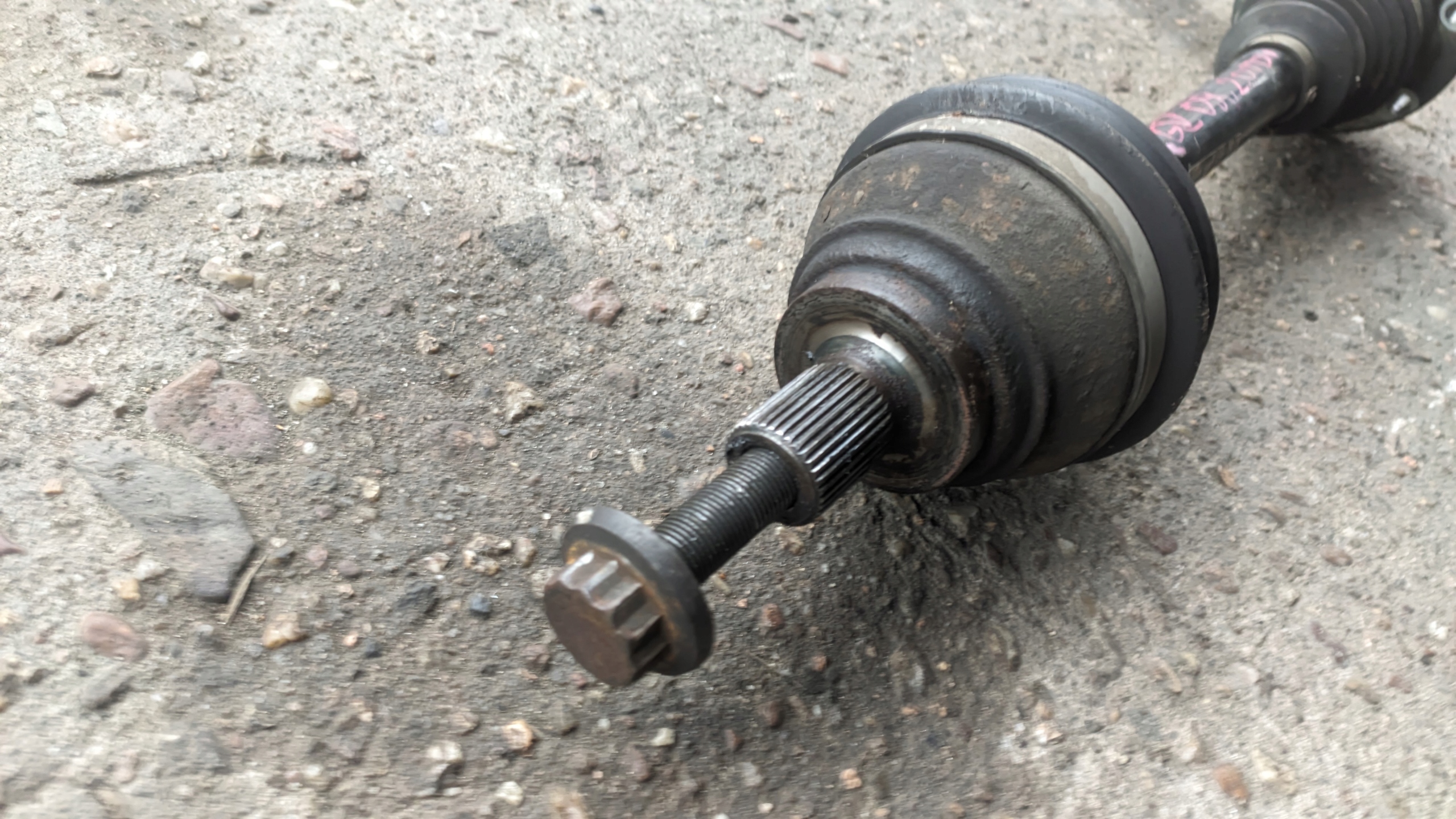 VW GOLF V KOMBI 2.0 TDI 09R semi-axis left front