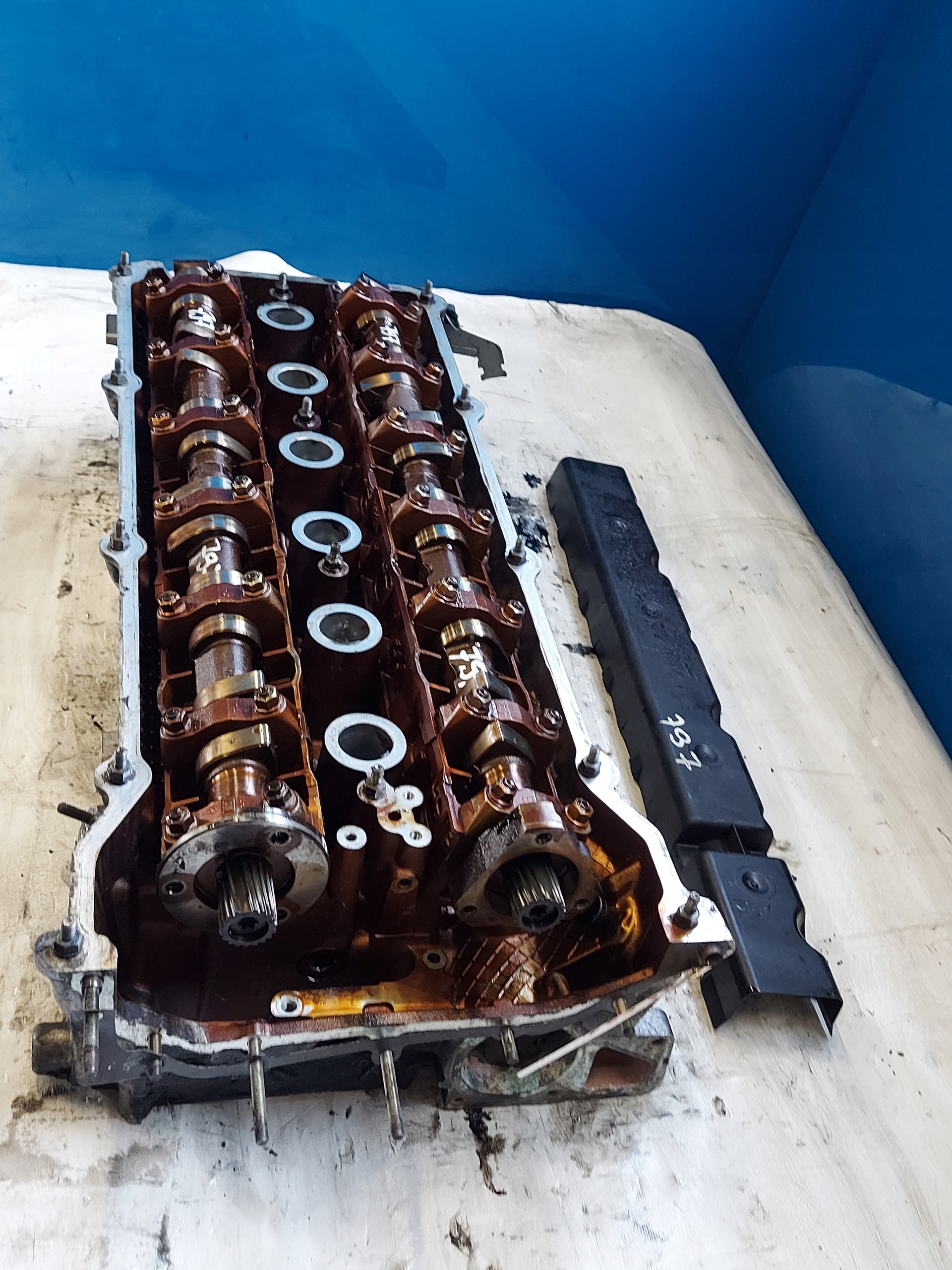 TESTATA BMW E39 2.2 R6 1436812