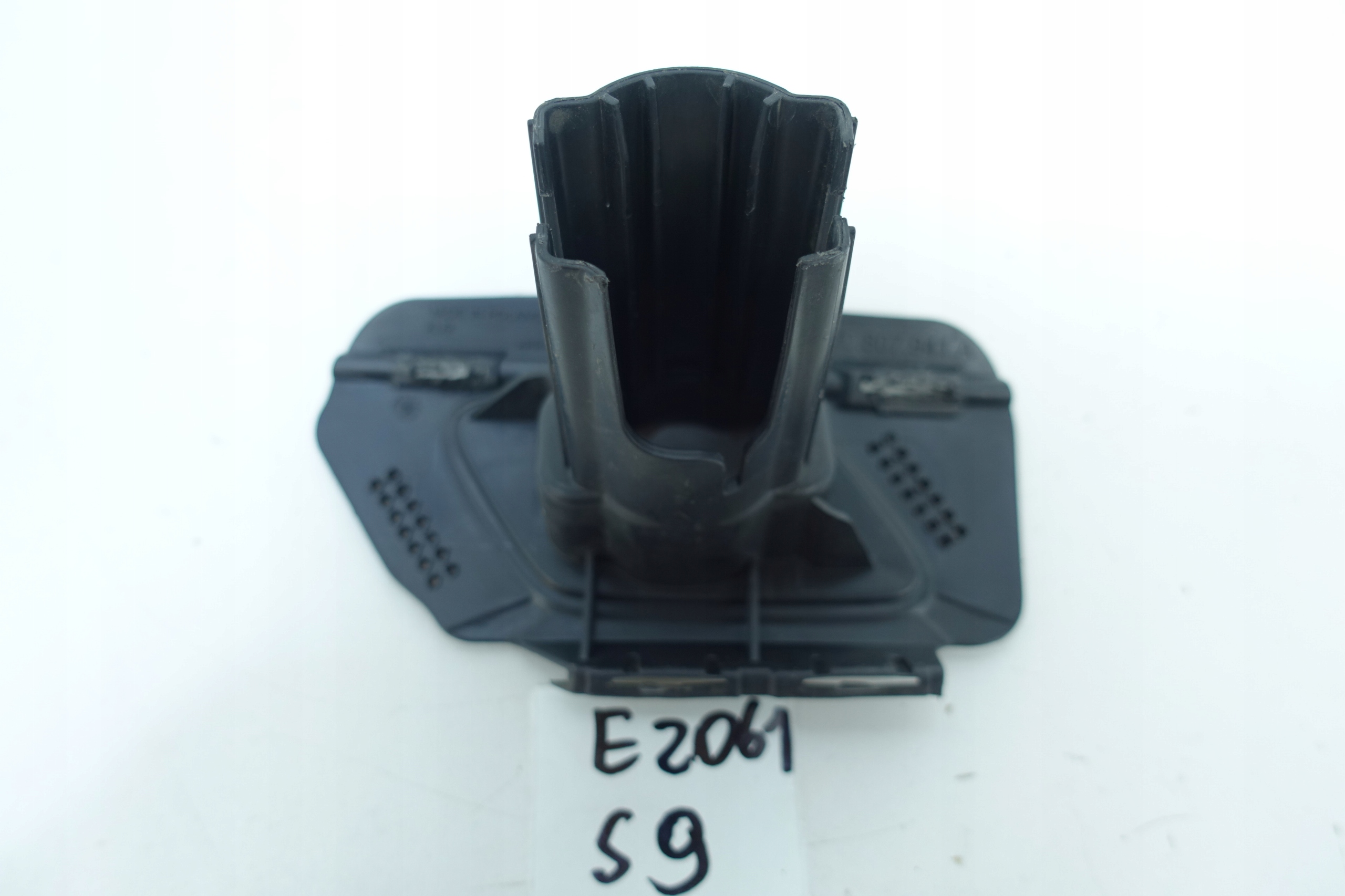 Halter der Spritzdüse links SKODA SUPERB III 15- 3V0807941A