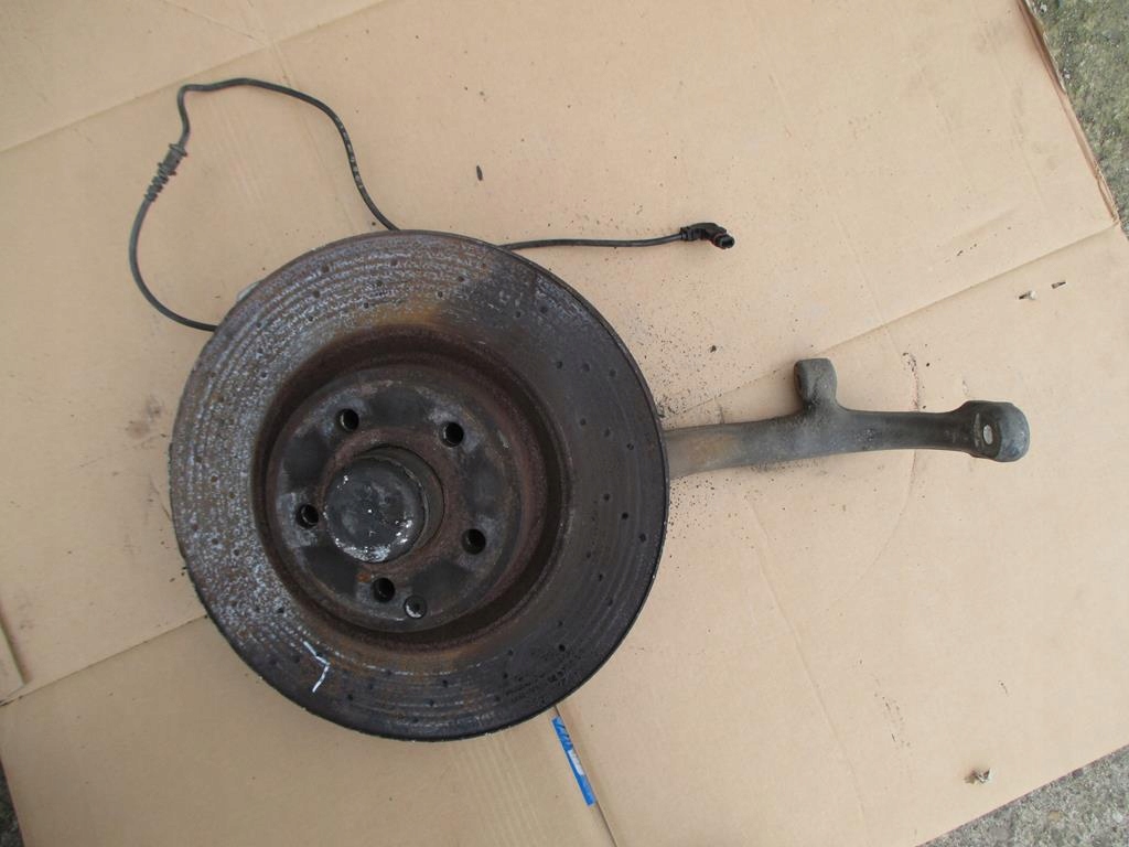 MERCEDES S W221 ZWROTNICA LEWA PRZEDNIA Z PIASTĄ