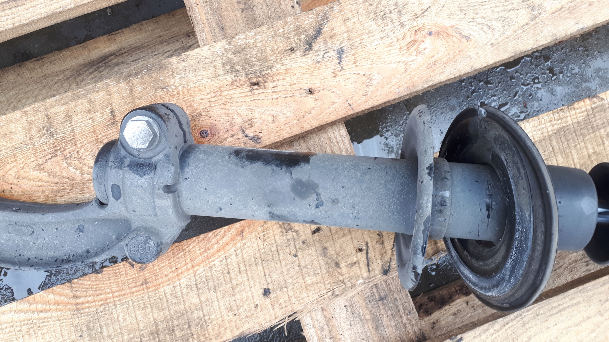 S4 B8 shock absorber right front 8K0413031BA 3.0 TFSI