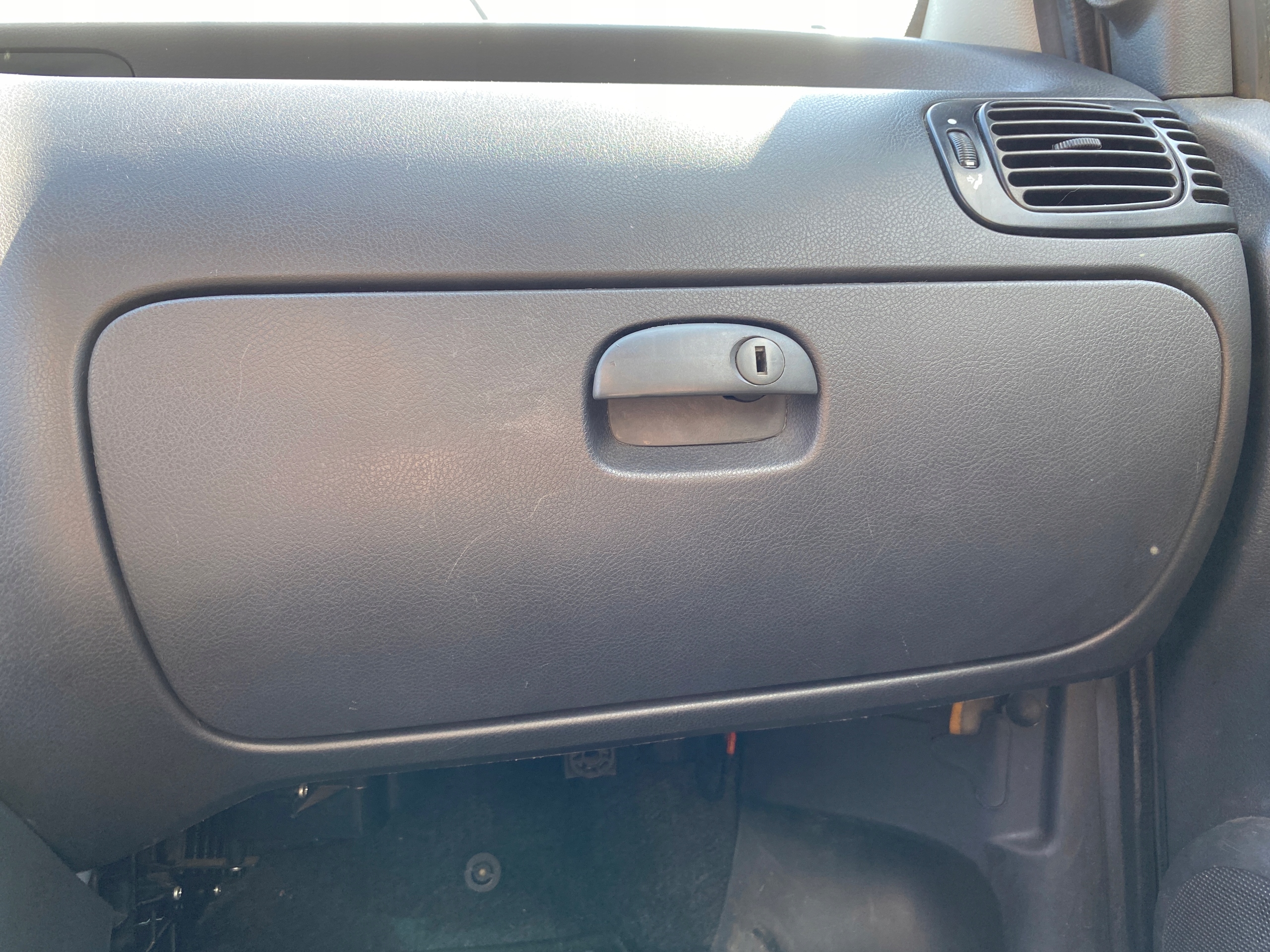 pretinac suvozača suvozača Tata Indica FL 08-10