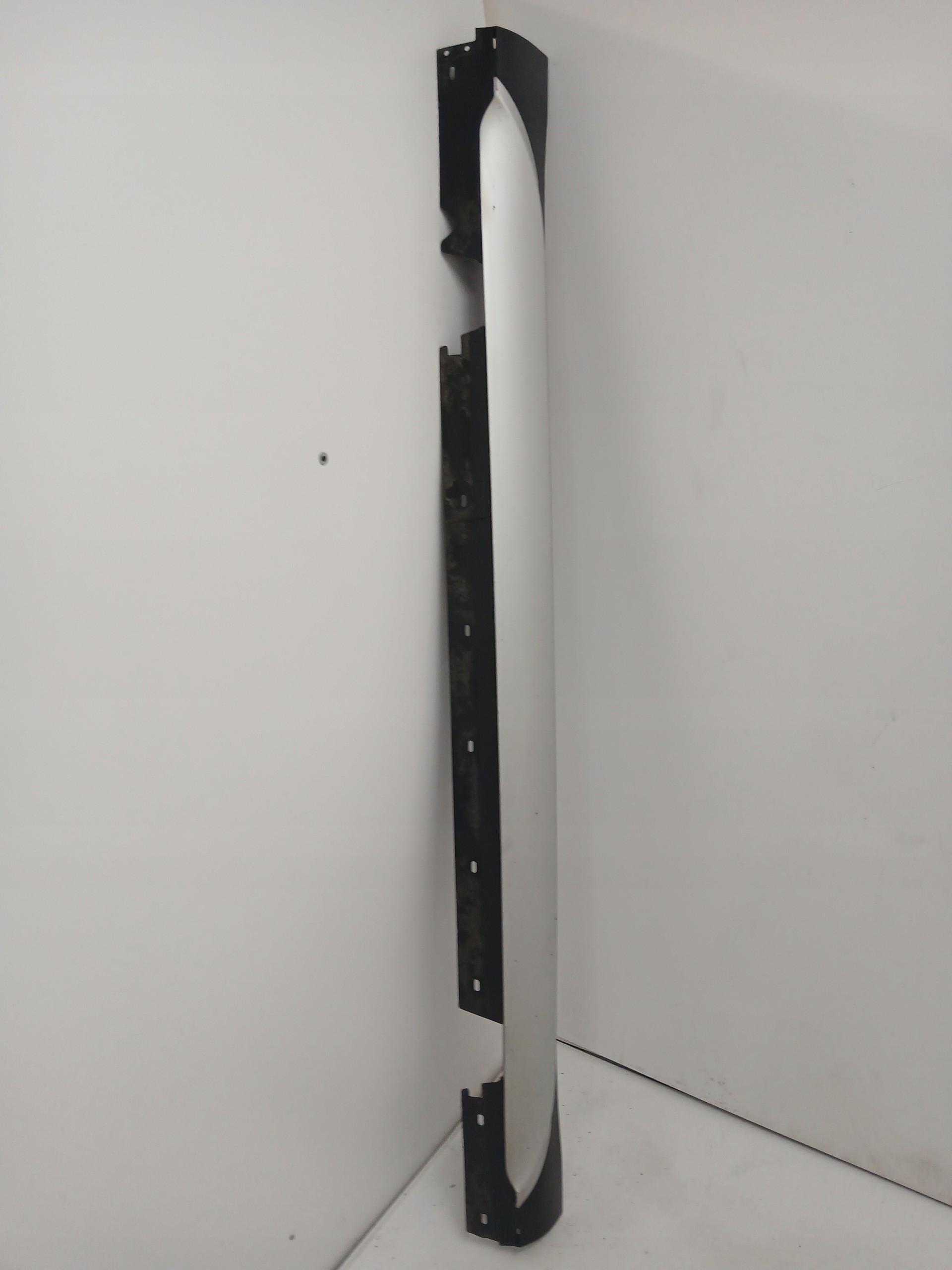 moulage seuil couverture droit BMW X1 E84