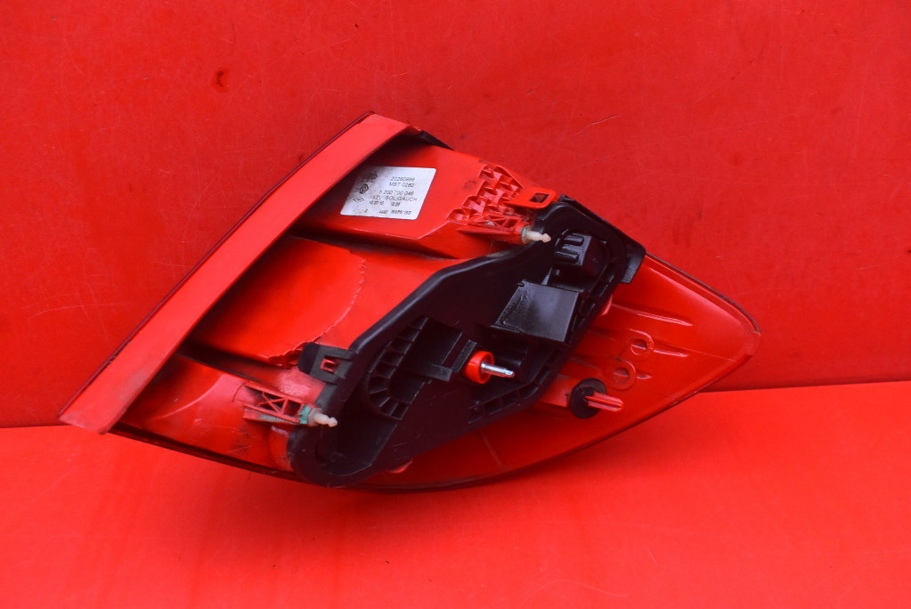 light left rear part rear 8200700046 RENAULT THALIA 2 II 08-12