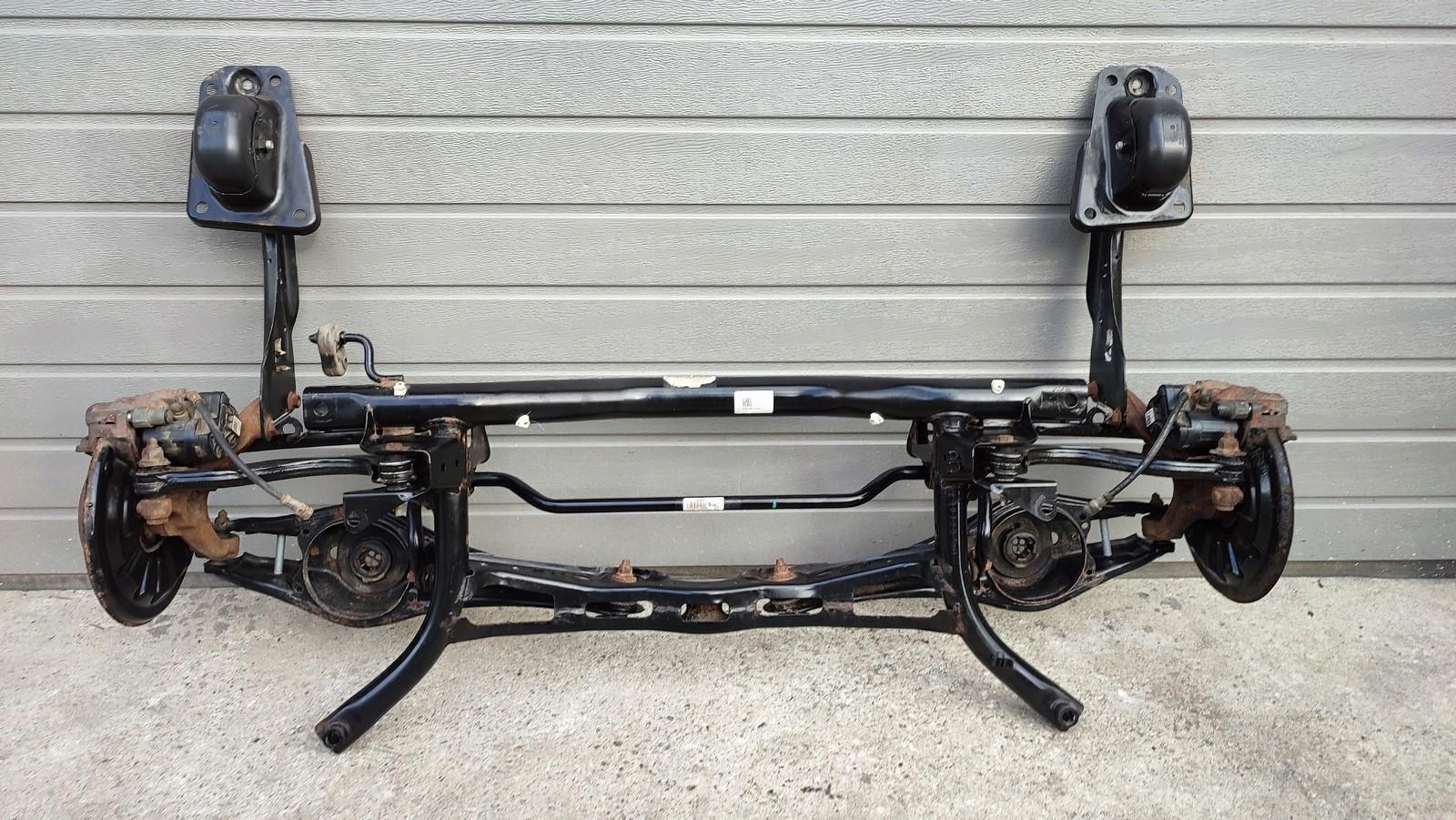 AUDI A3 8Y ZAWIESZENIE BELKA TYŁ 1.5 TSI 5Q0505315G