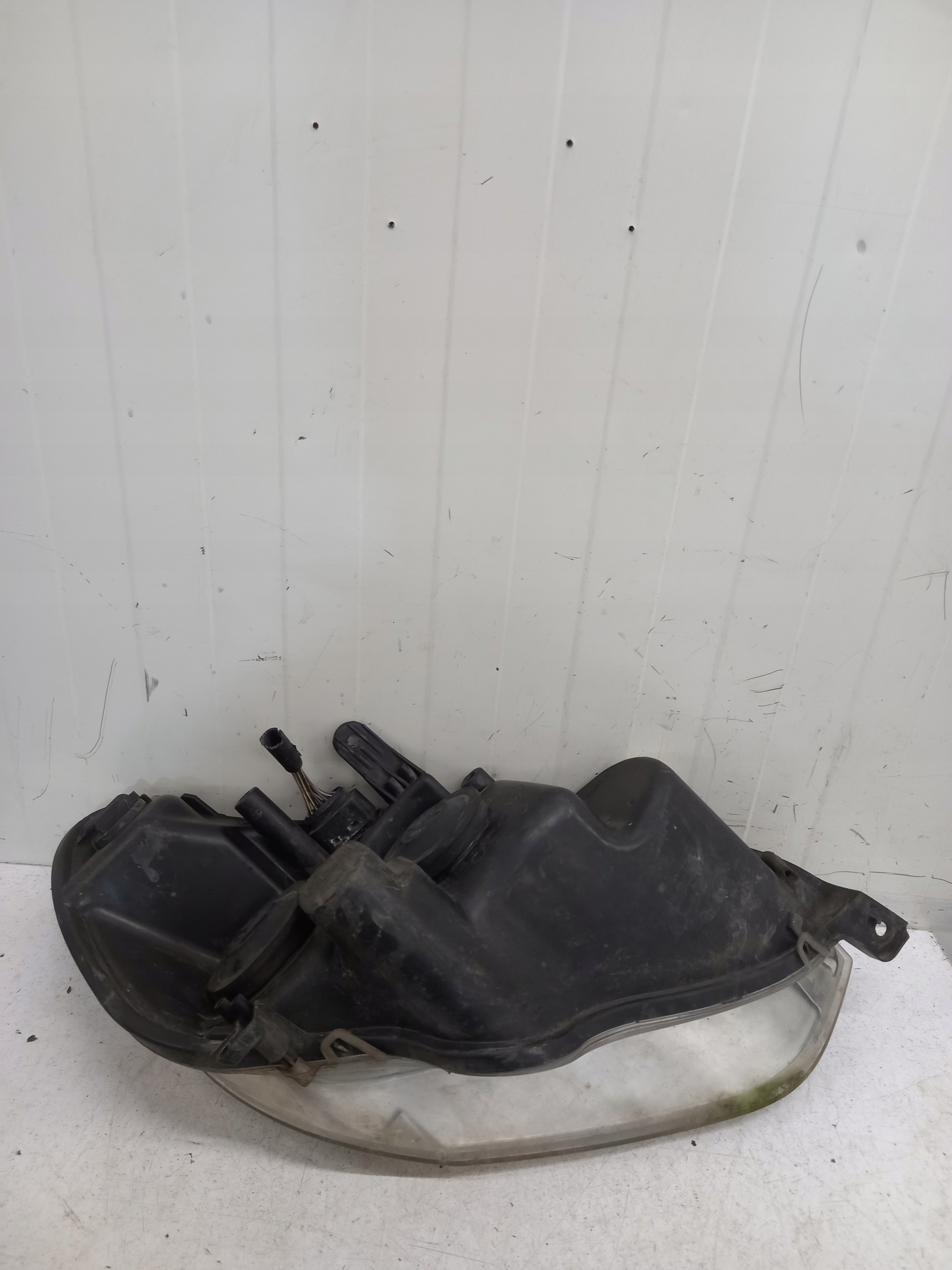 light left front FORD GALAXY MK3 S-MAX 6M21-13W030-AK ANGLIK