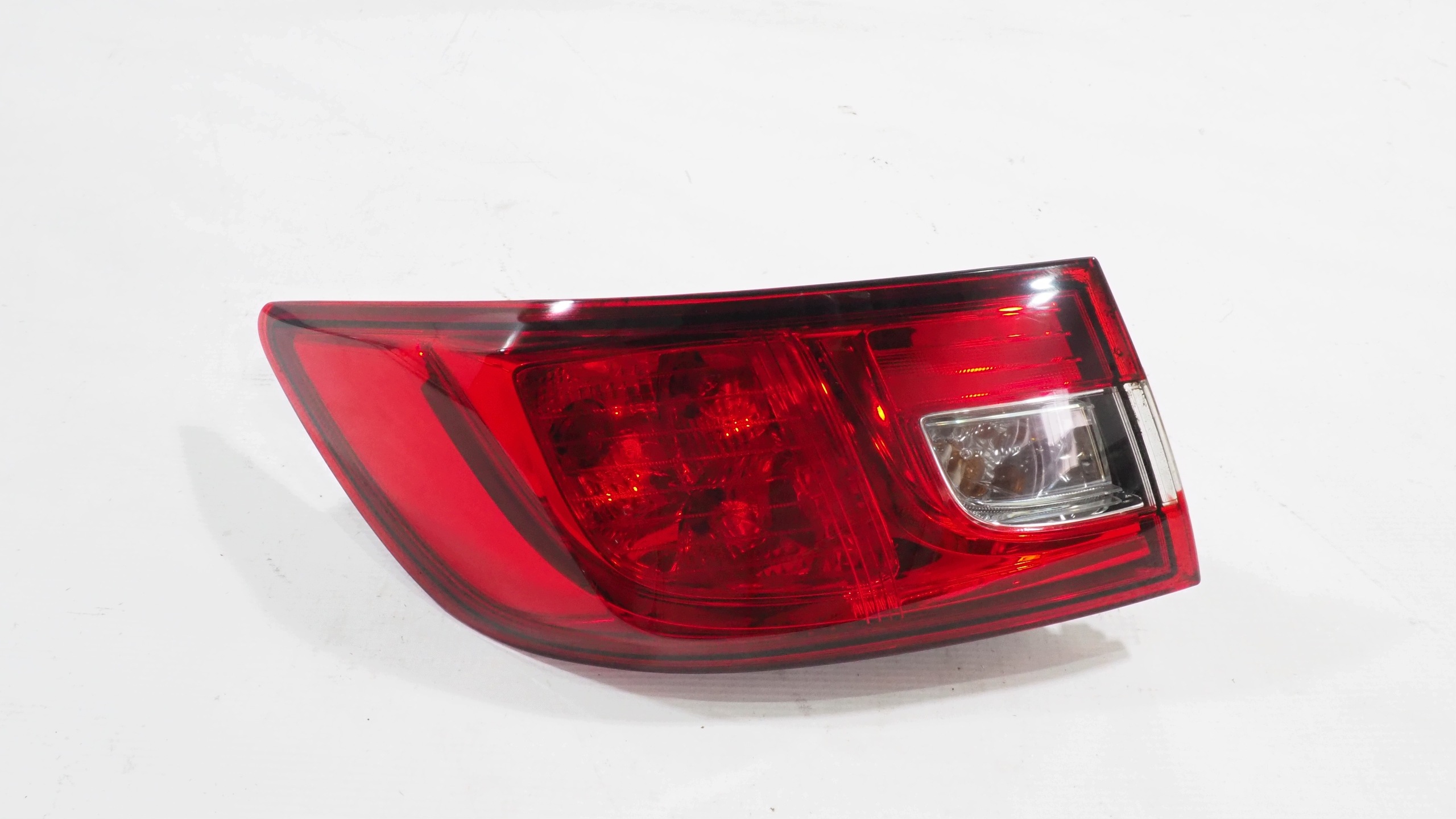 Renault Clio IV HB light left rear part 265553752R