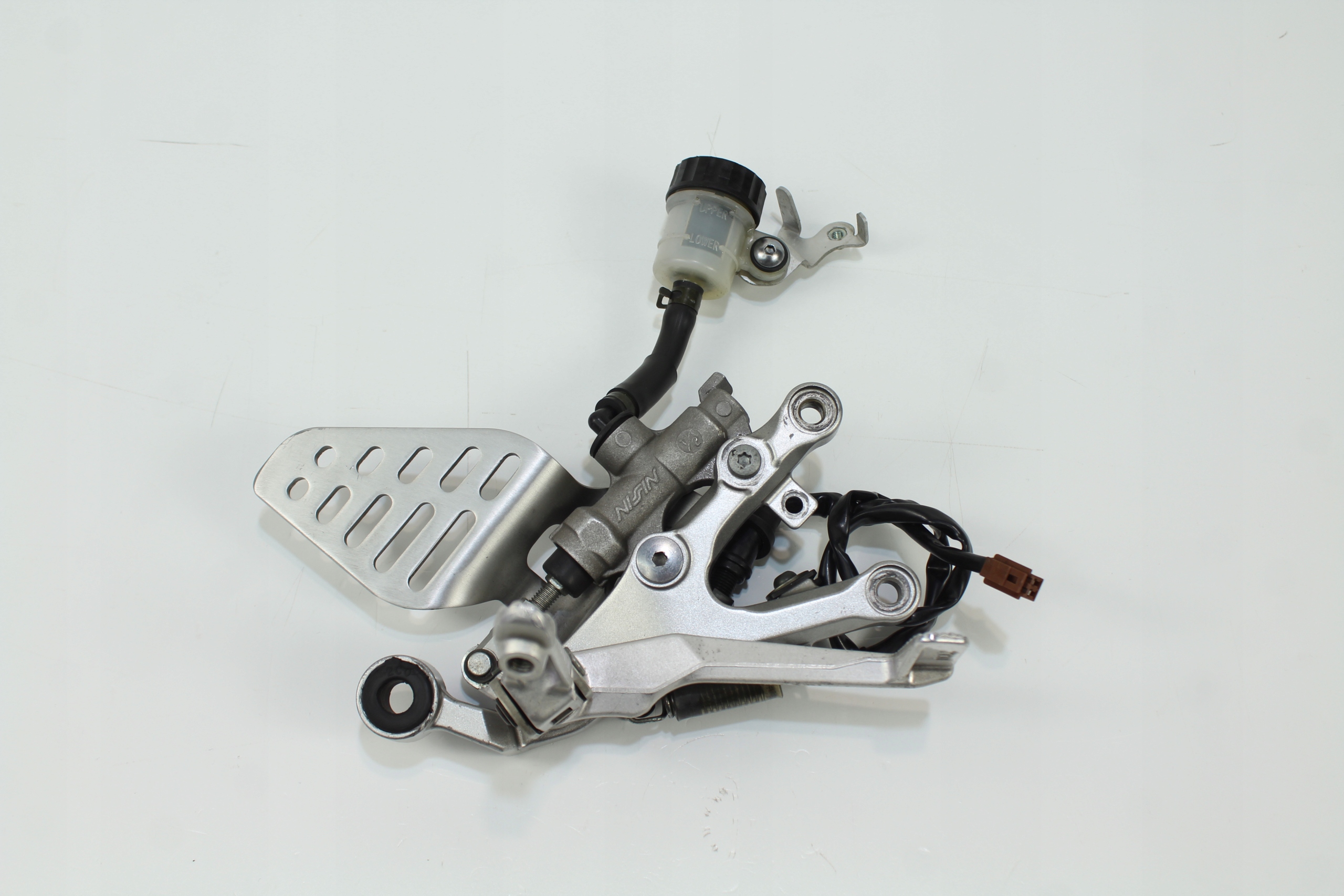 2127789059 - YAMAHA YZF-R6 RJ11 06-07 установить правый передний драйвер