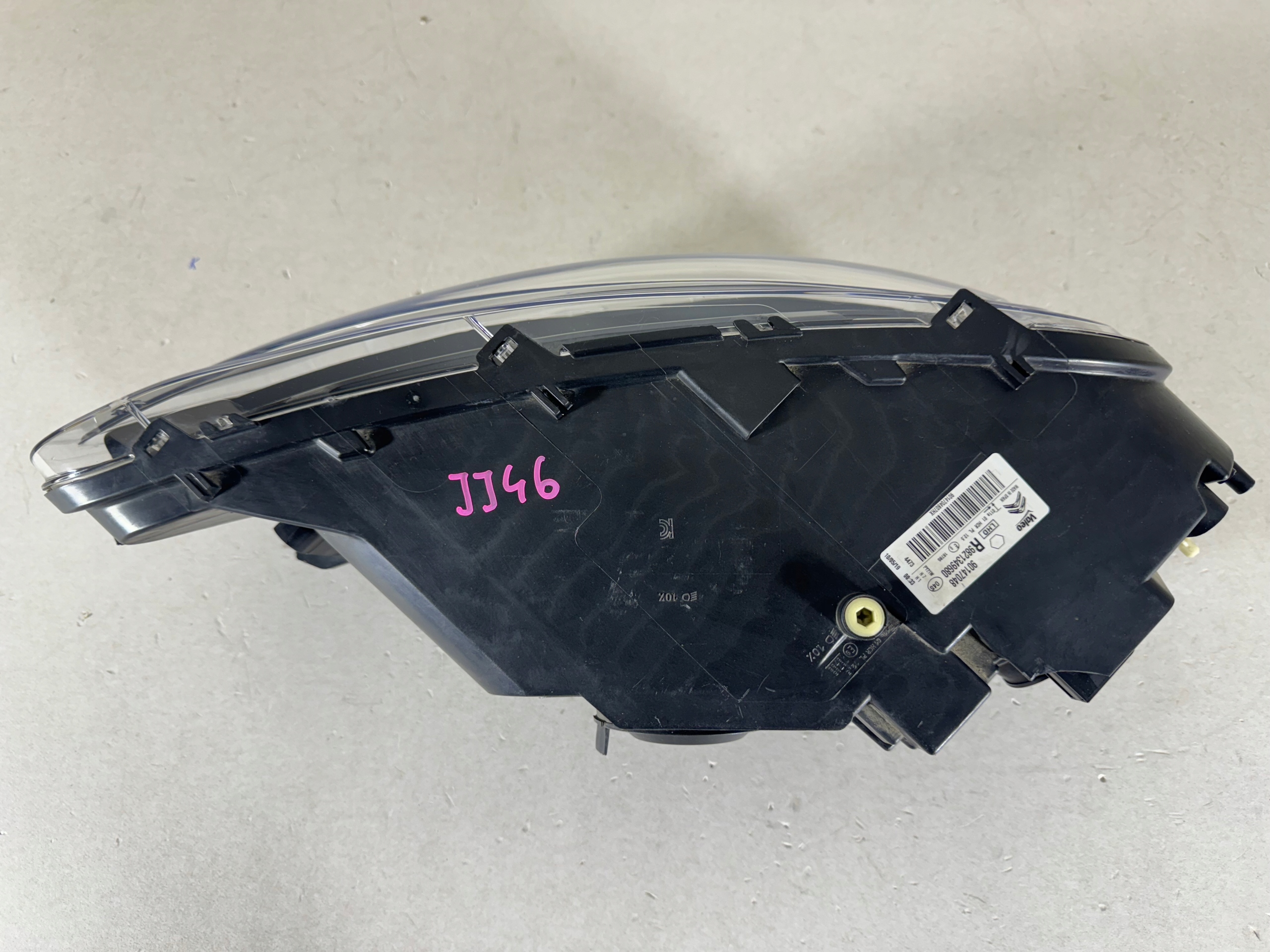 CITROEN C4 CACTUS LIFT LAMPA PRAWA PRZÓD ZWYKŁA H7 REFLEKTOR