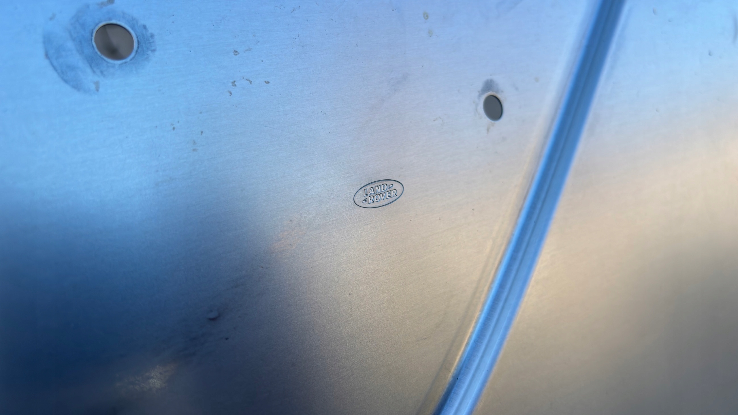 LAND ROVER DEFENDER L663 sheet metal side bonnets L8B2-XOXA11 PP16
