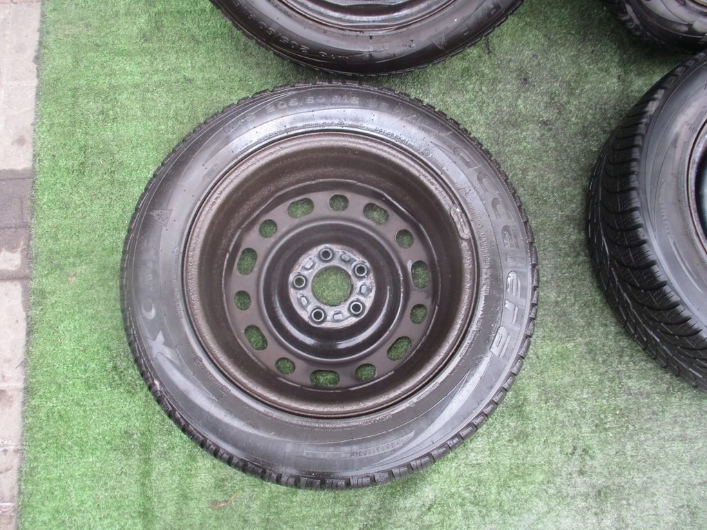 KOŁA FELGI OPONY 205/60/R16 MAZDA6 MAZDA 6 Rodzaj opon Zimowe