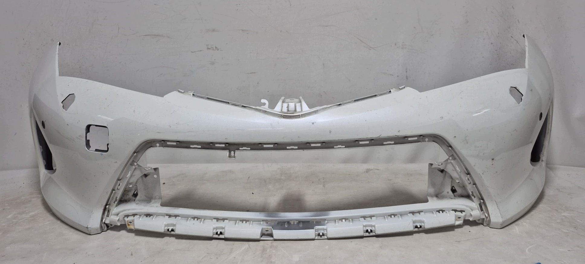 TOYOTA AURIS II 2 12- bumper front front SPR PDC 52119-02A20