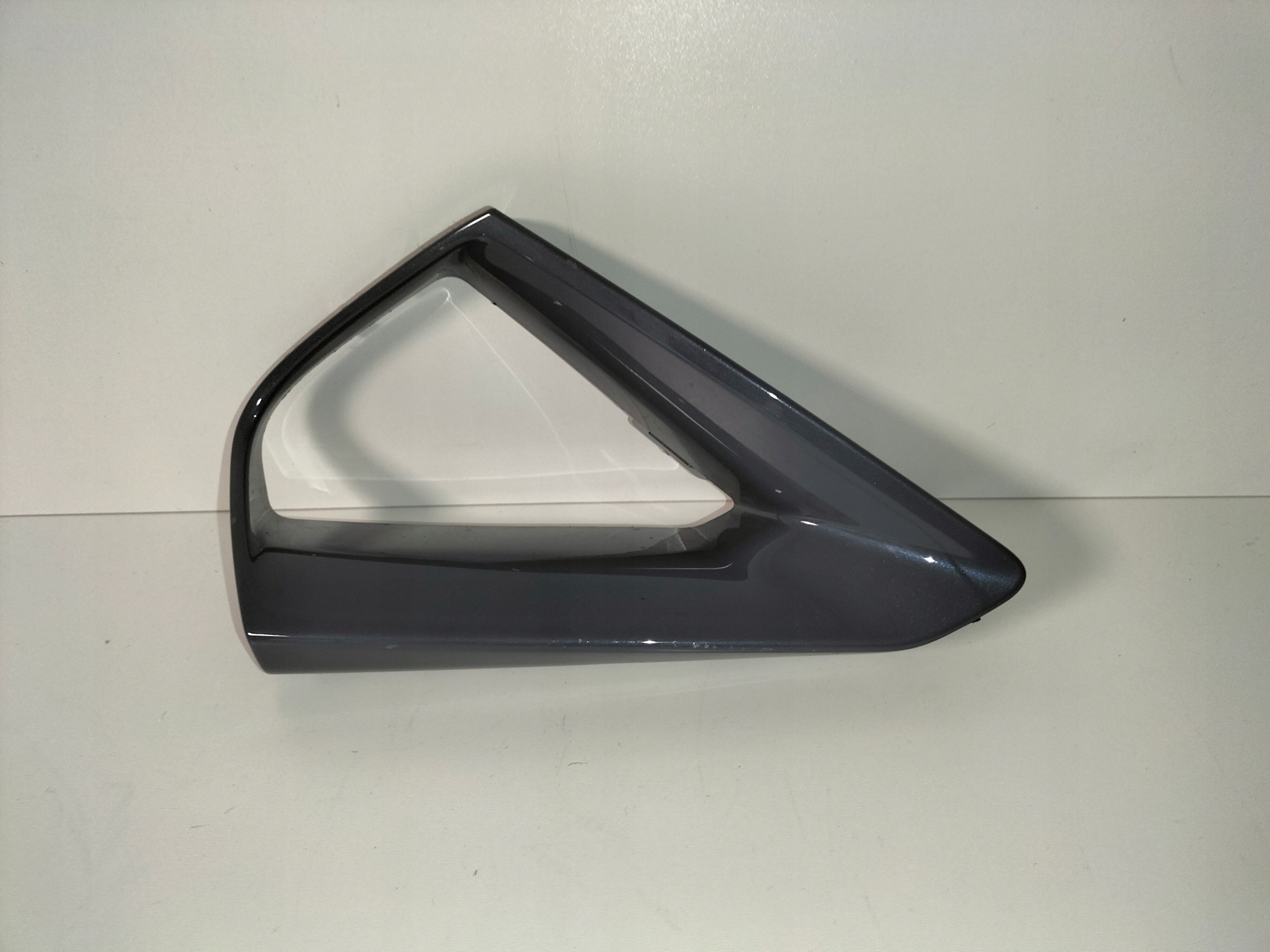 grille grid frame of a bumper front right BMW 2 F44 20