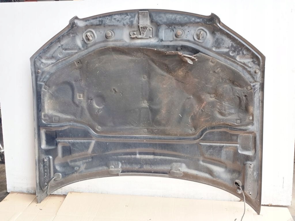 Audi A8 D3 bonnet