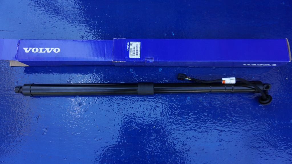 VOLVO XC60 II - damper bonnet boot