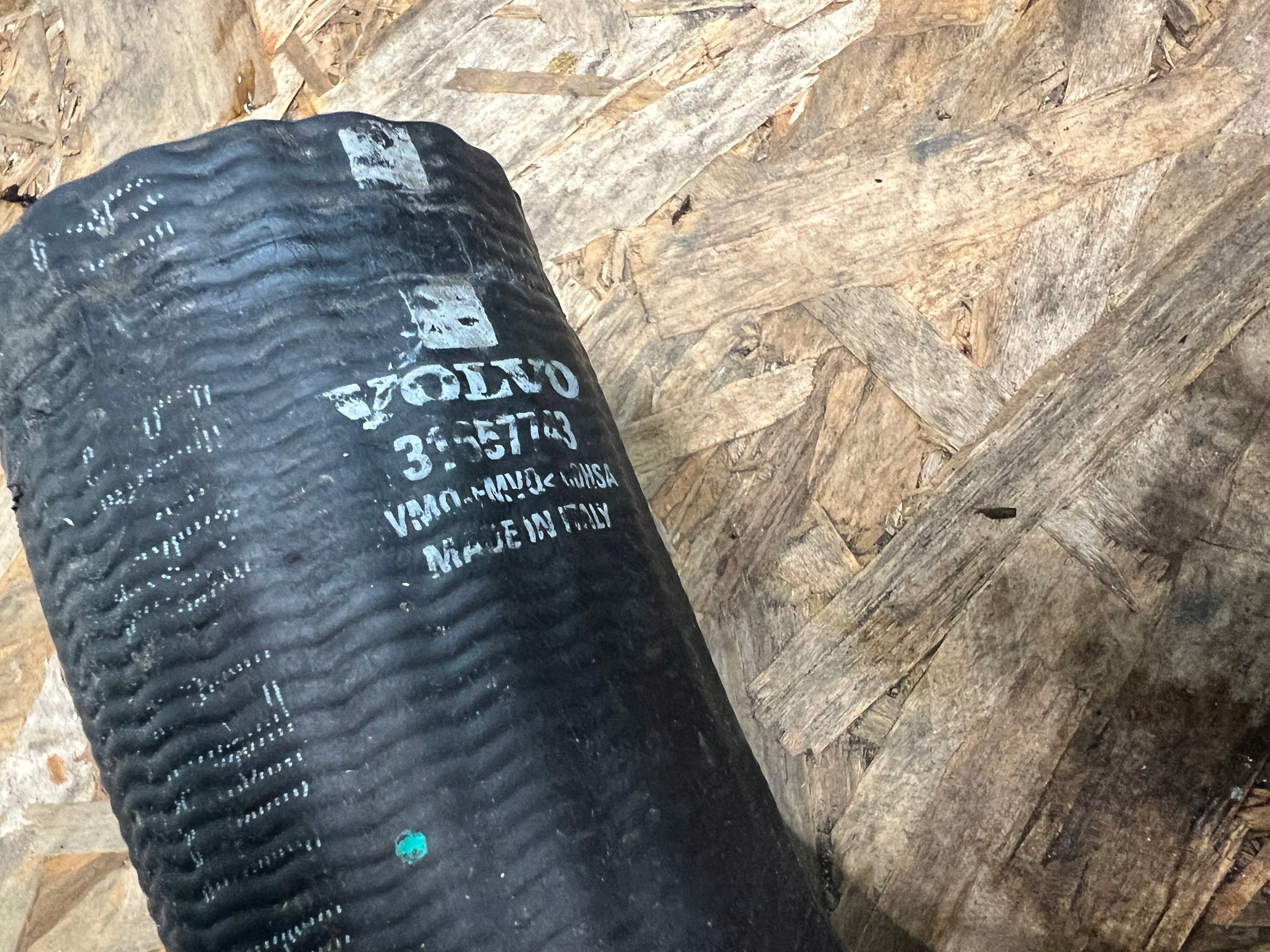 pipe hose air hose VOLVO S60 V60 XC60