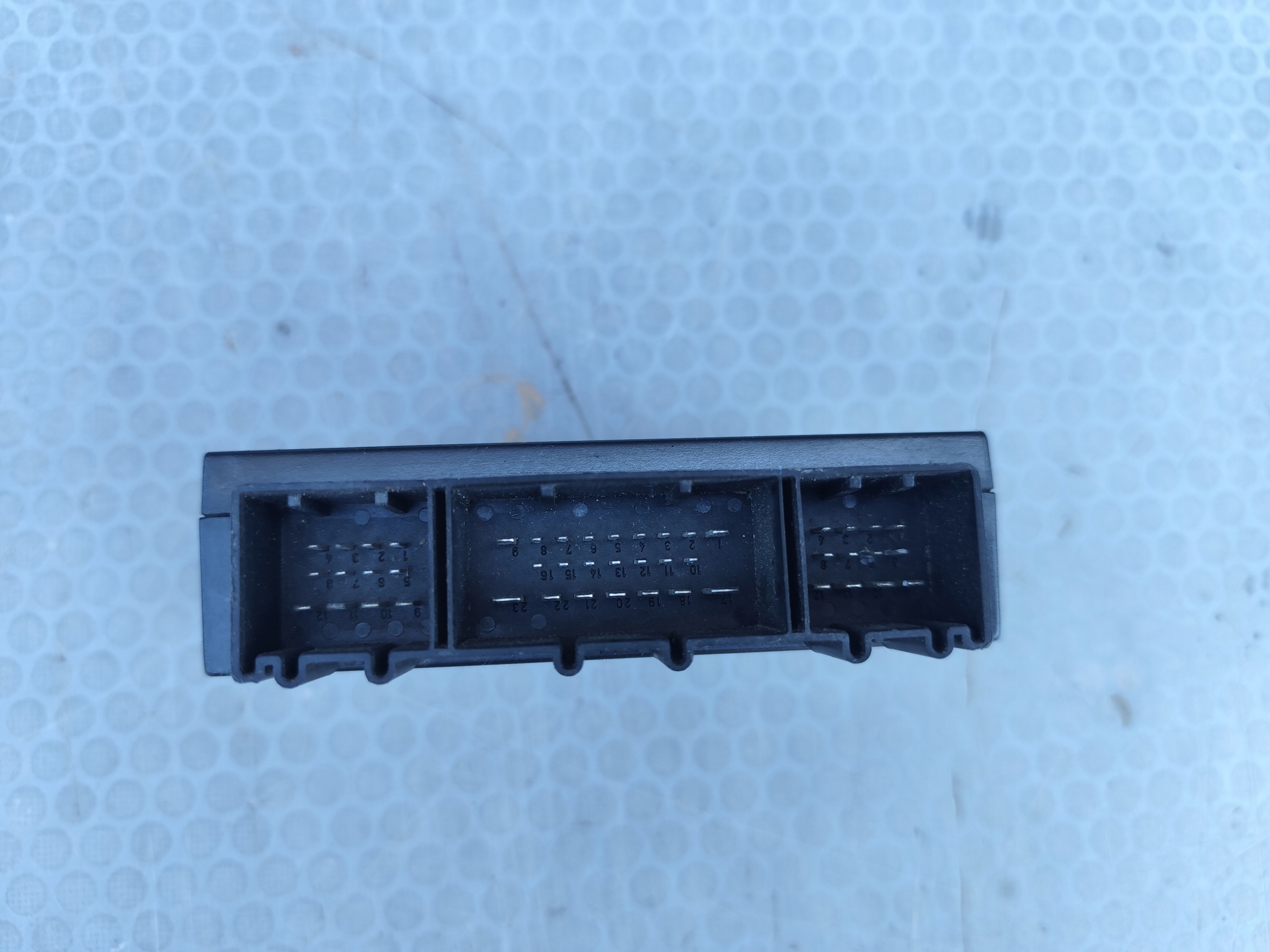VW T5 comfort control unit control unit 7H0959433B below FOTELEM of the passenger