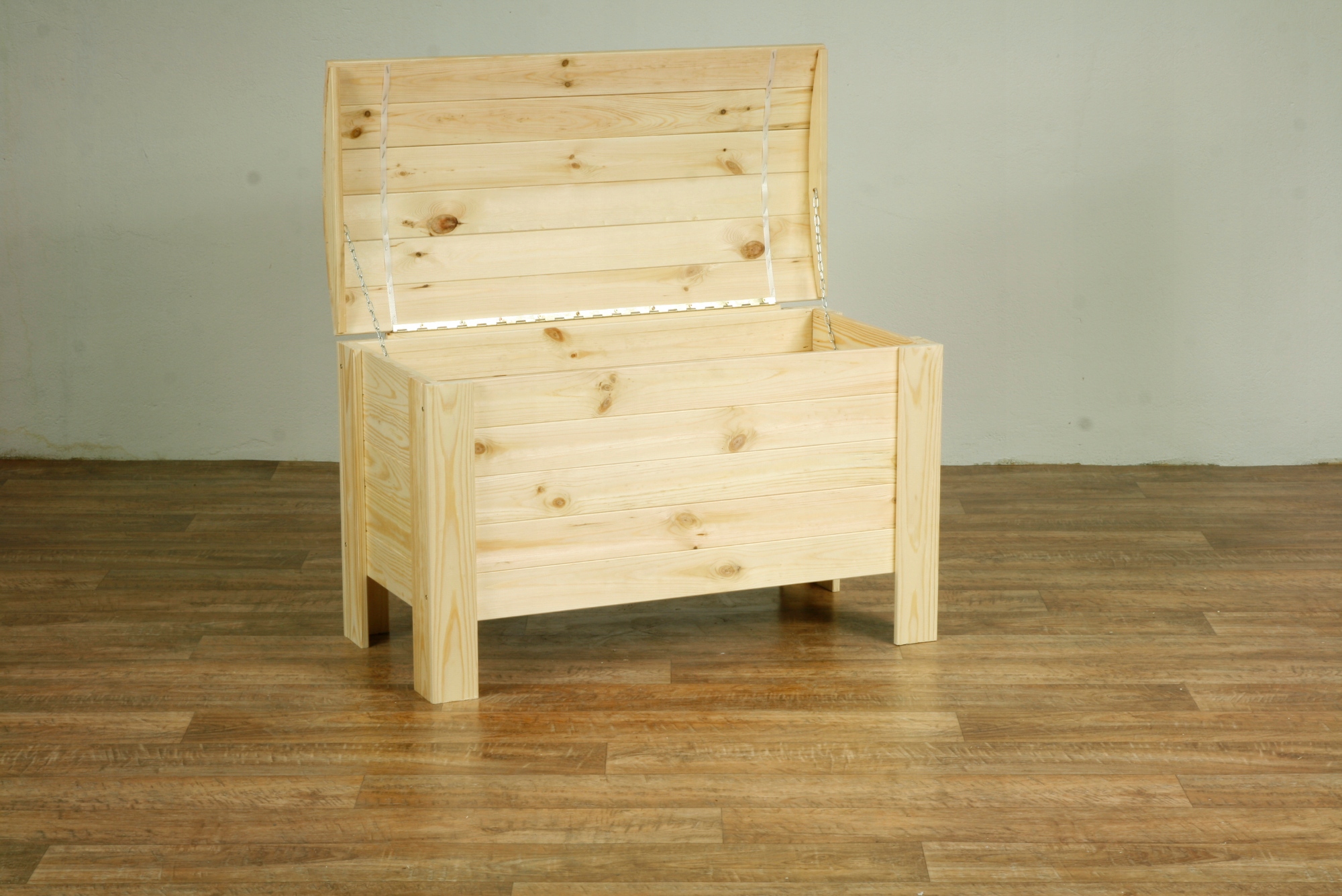 Skrzynia kufer pojemnik na bibeloty siedzisko wiek Wysokość mebla 50 cm