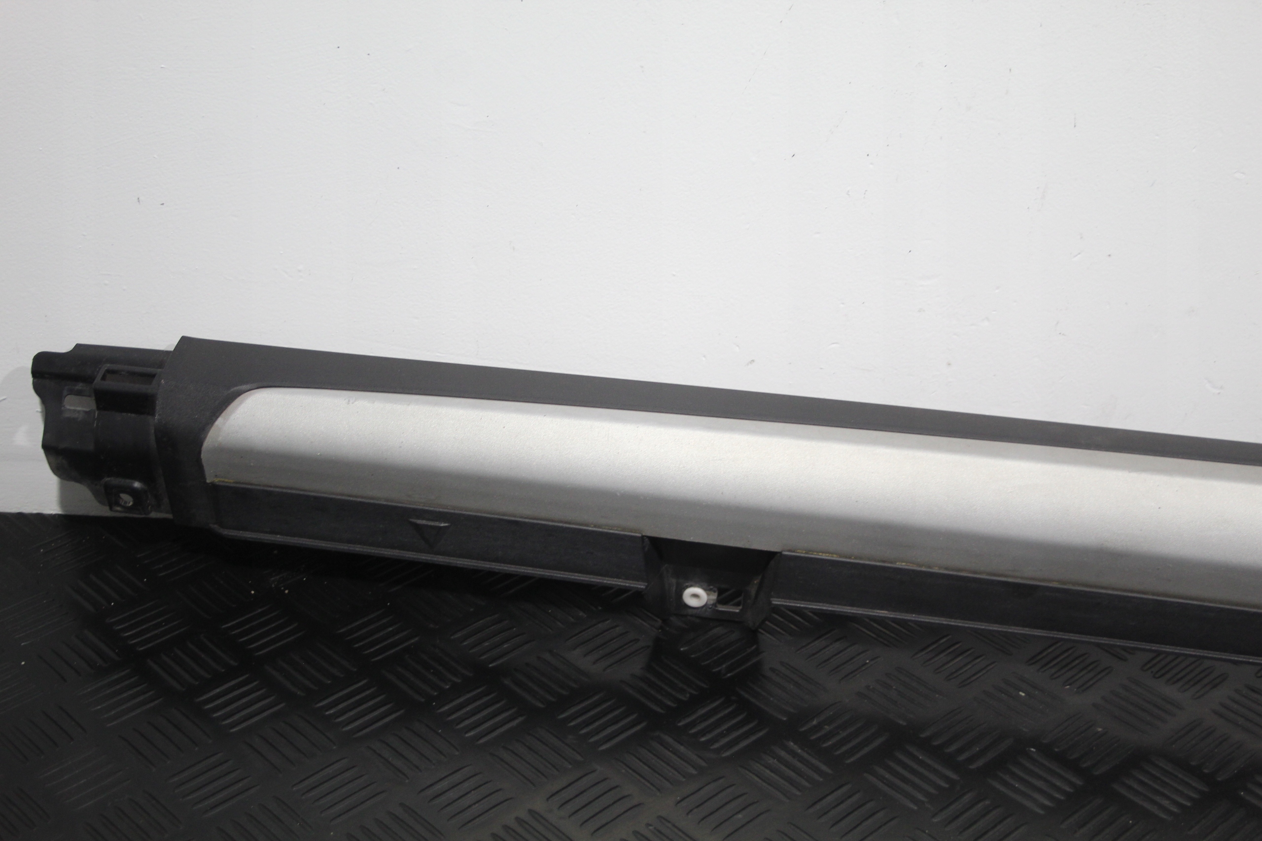 cap threshold threshold left FIESTA MK8 ACTIVE J1BB-A10155-A1