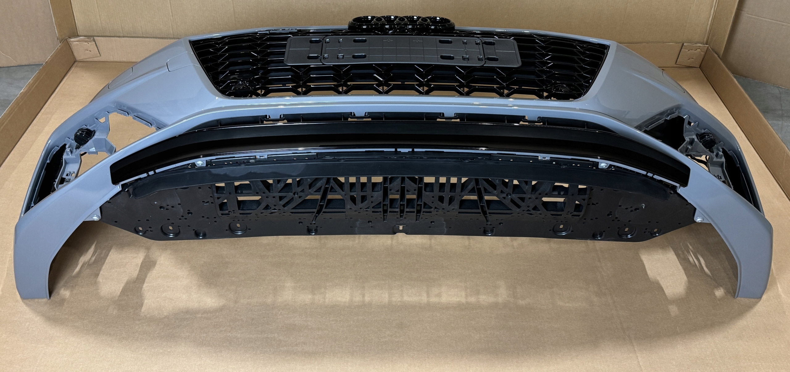 AUDI RS4 B9 8W LIFT 2023 bumper front 6xPDC KAMERA 8W0807065BK LY7C 0km